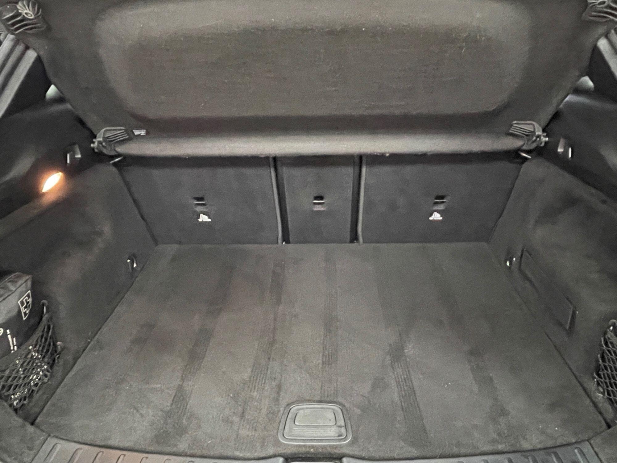 Mercedes Eqa - Image 14