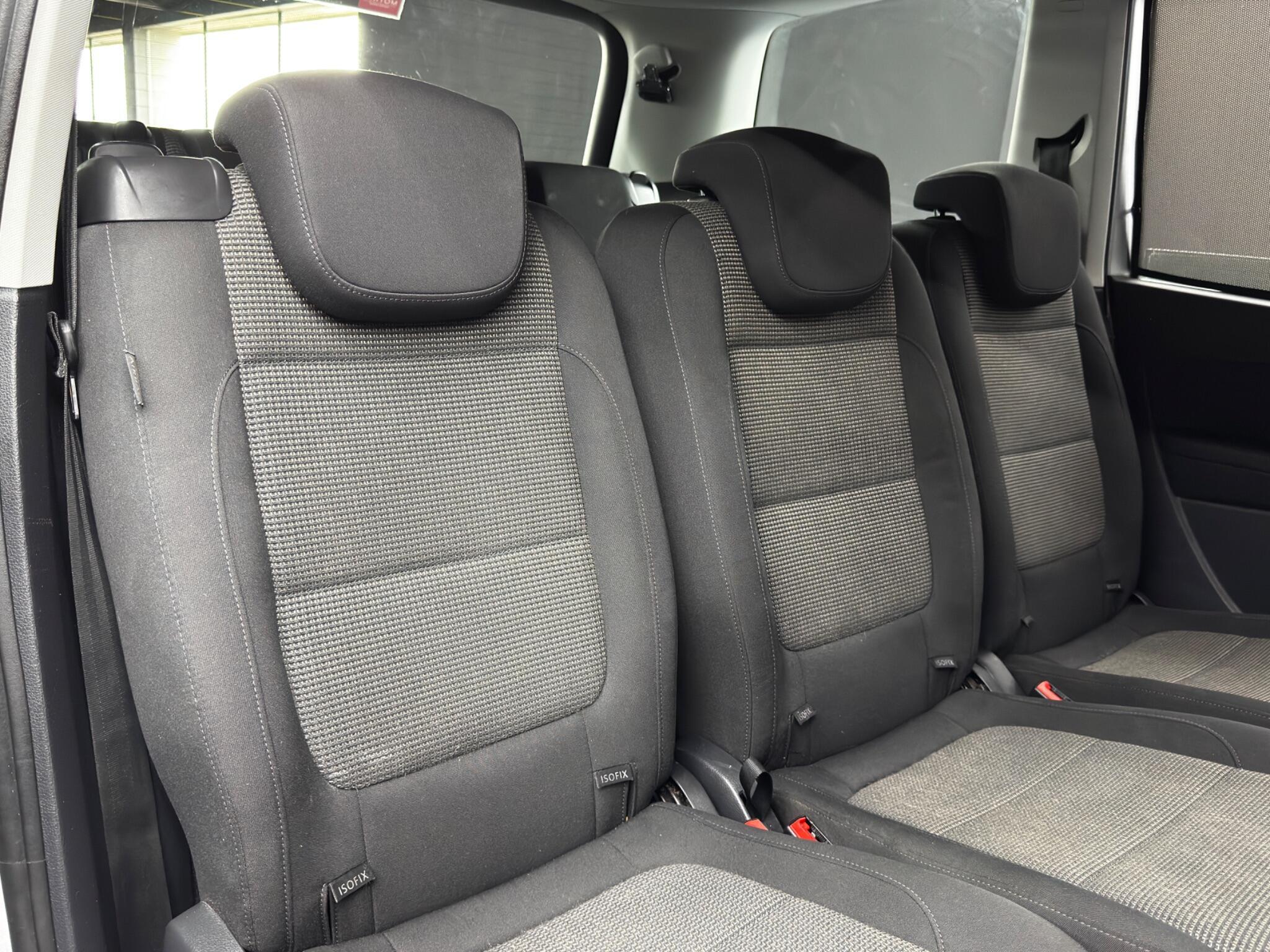 Volkswagen Sharan - Image 15