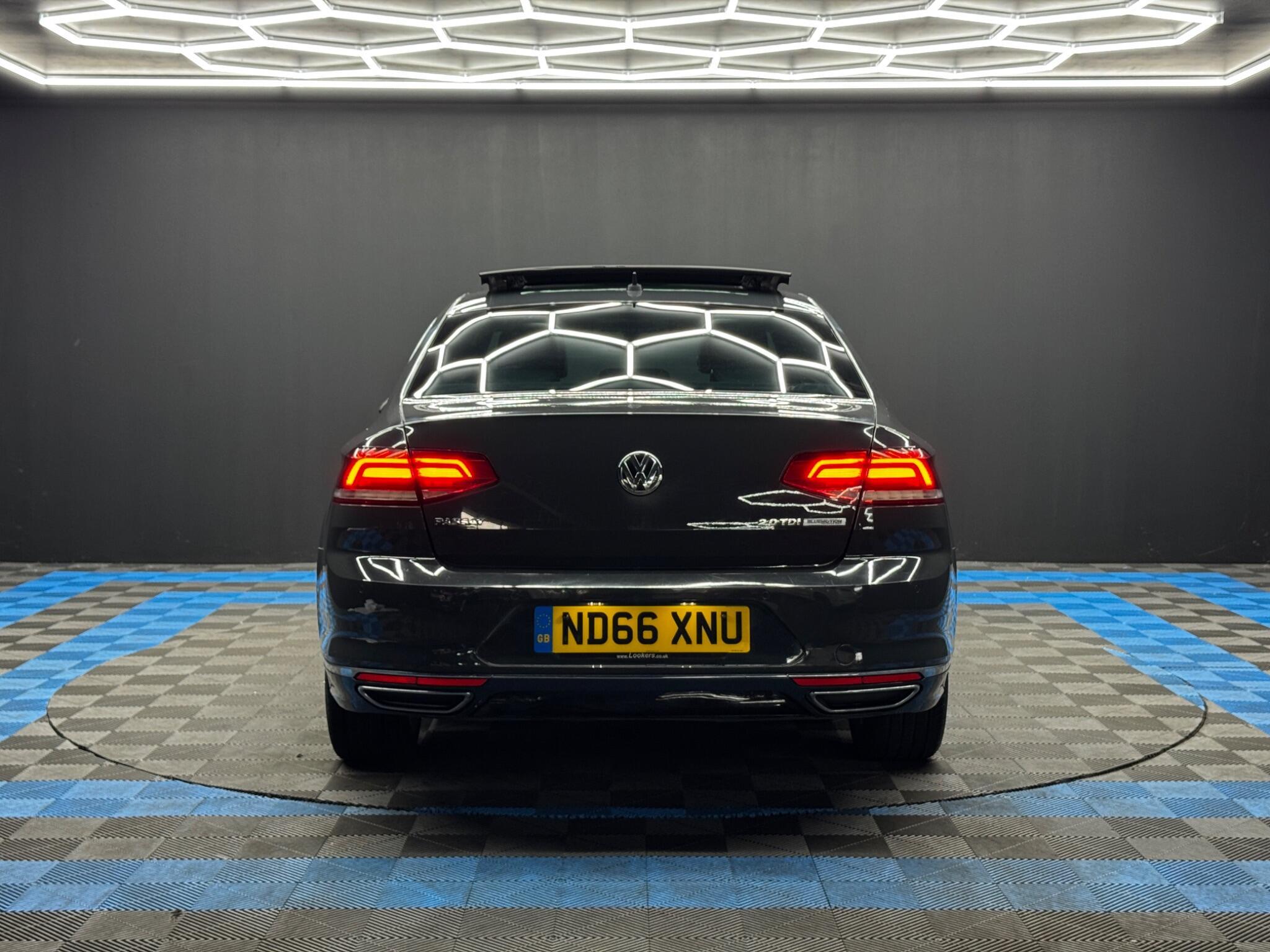 Volkswagen Passat - Image 6