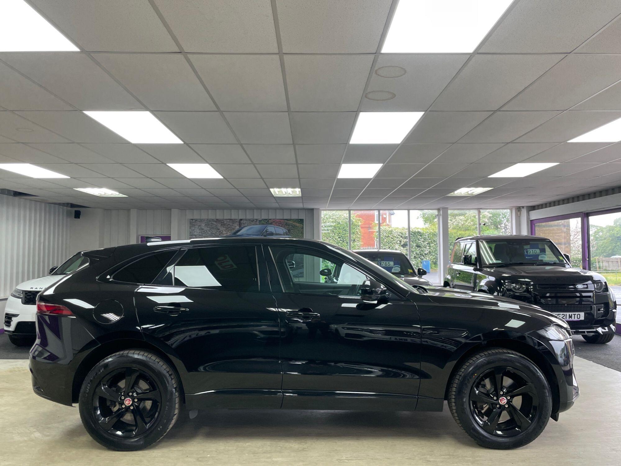 Jaguar F-Pace - Image 12