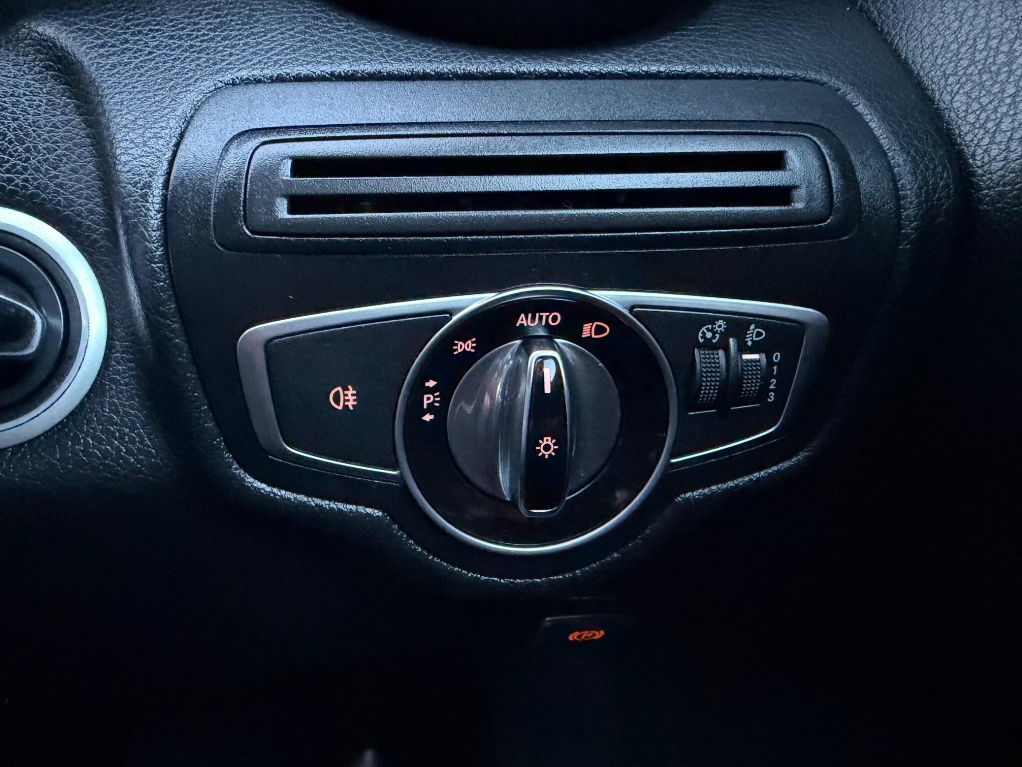 Mercedes C Class - Image 52