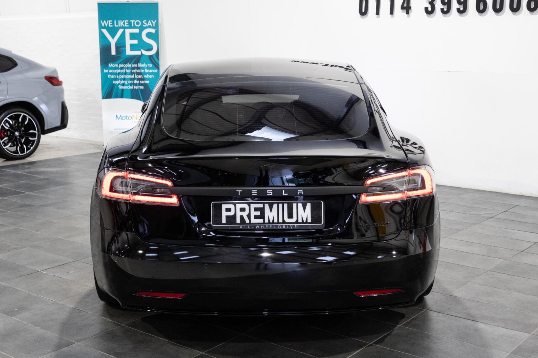Tesla Model S - Image 7