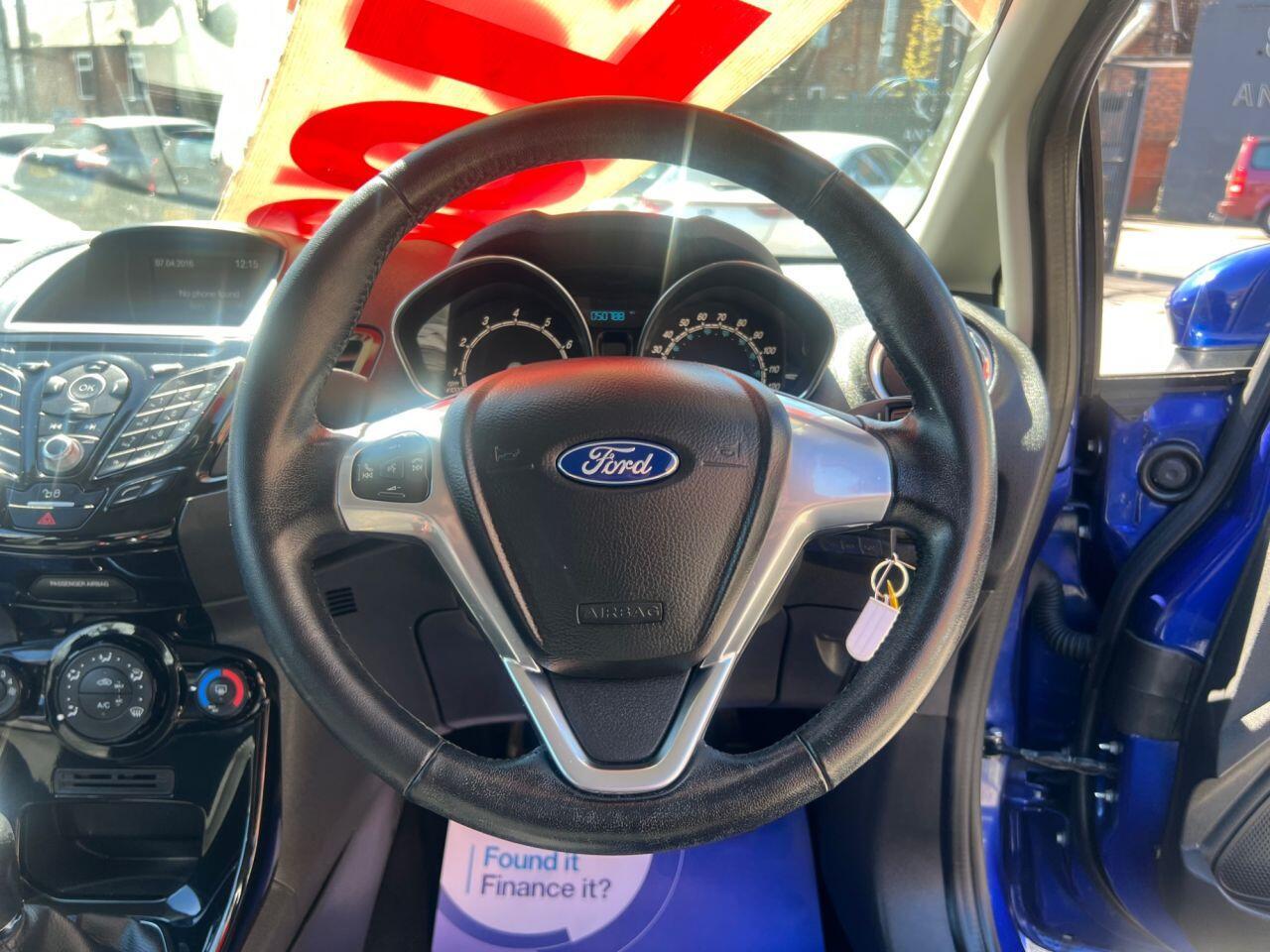 Ford Fiesta - Image 22