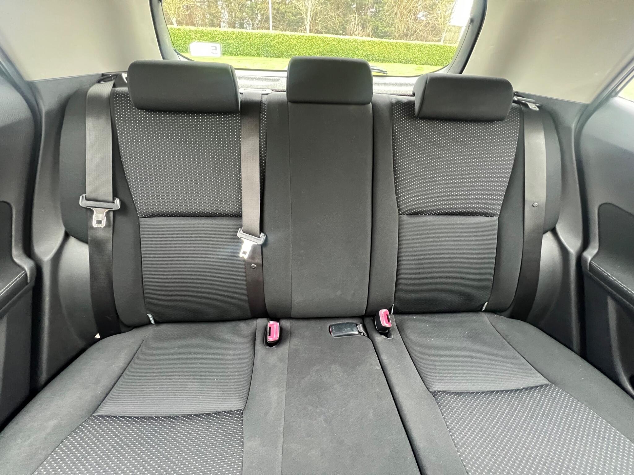 Toyota Auris - Image 23