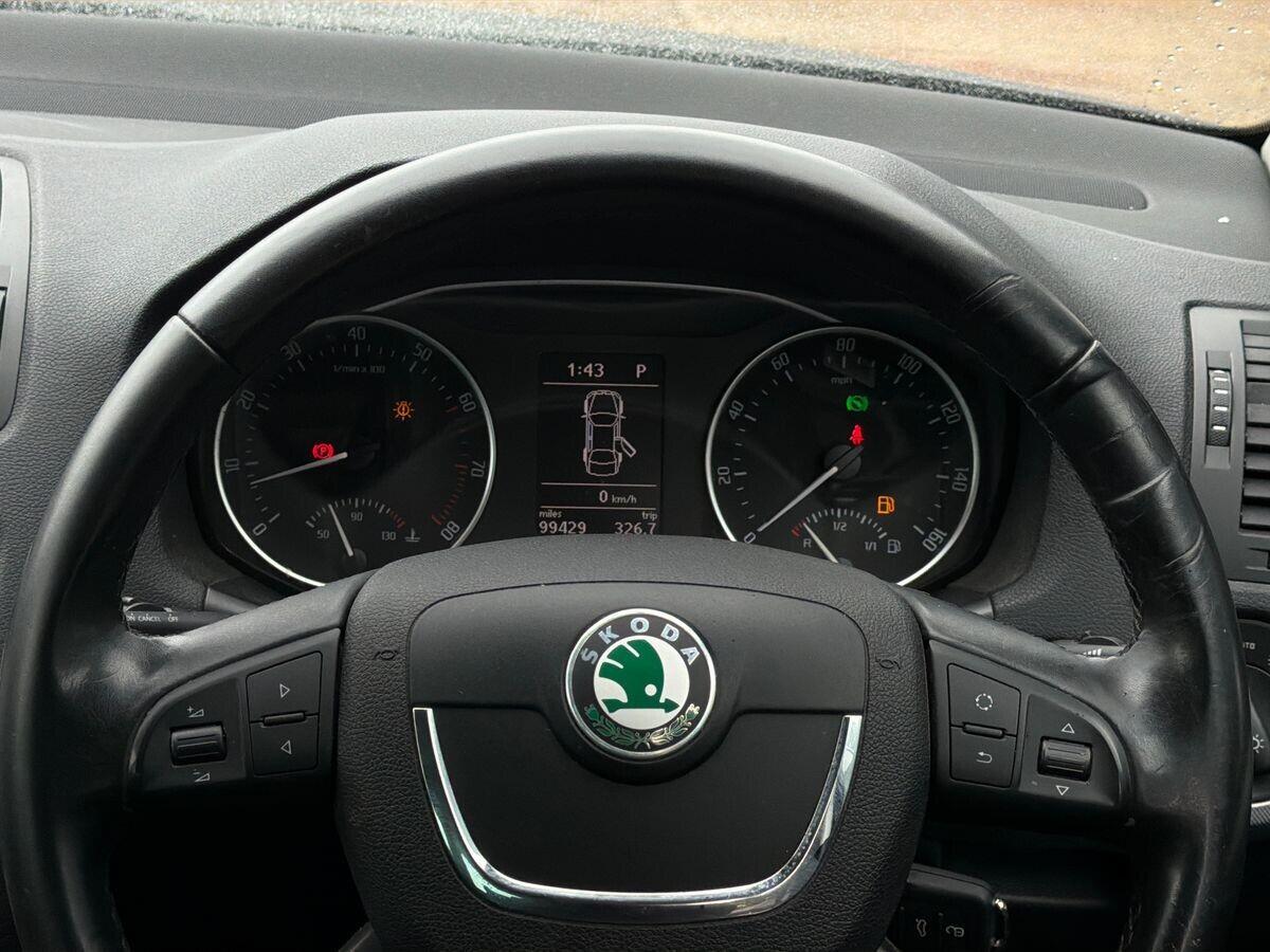 Skoda Octavia - Image 22