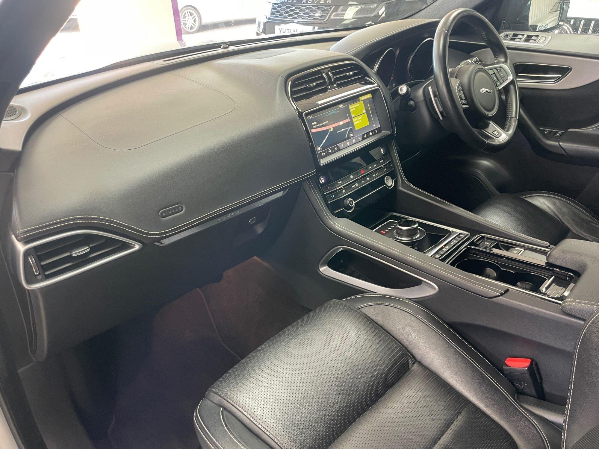 Jaguar F-Pace - Image 29