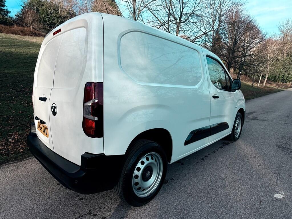 Vauxhall Combo - Image 3