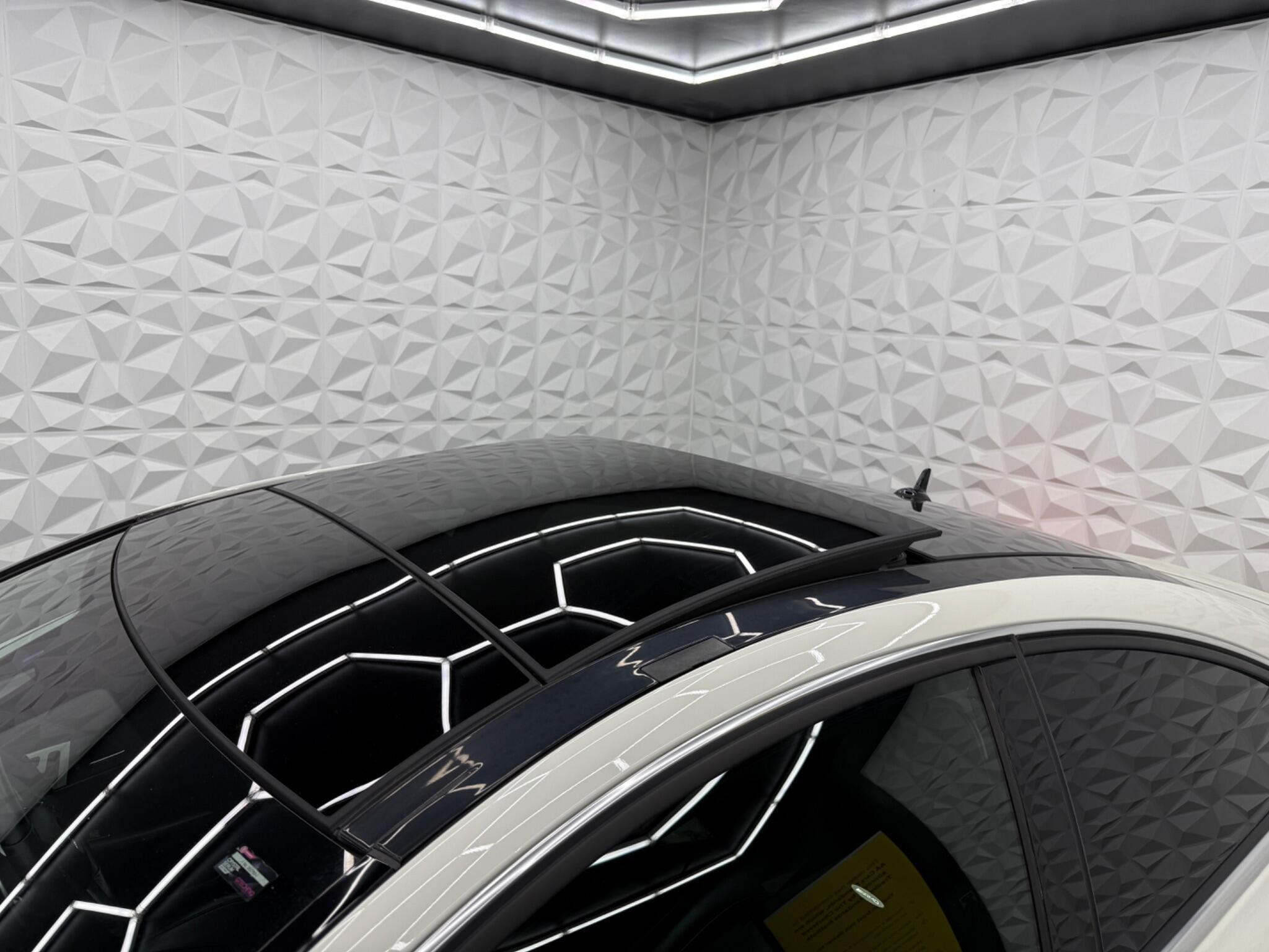 Mercedes C Class - Image 13