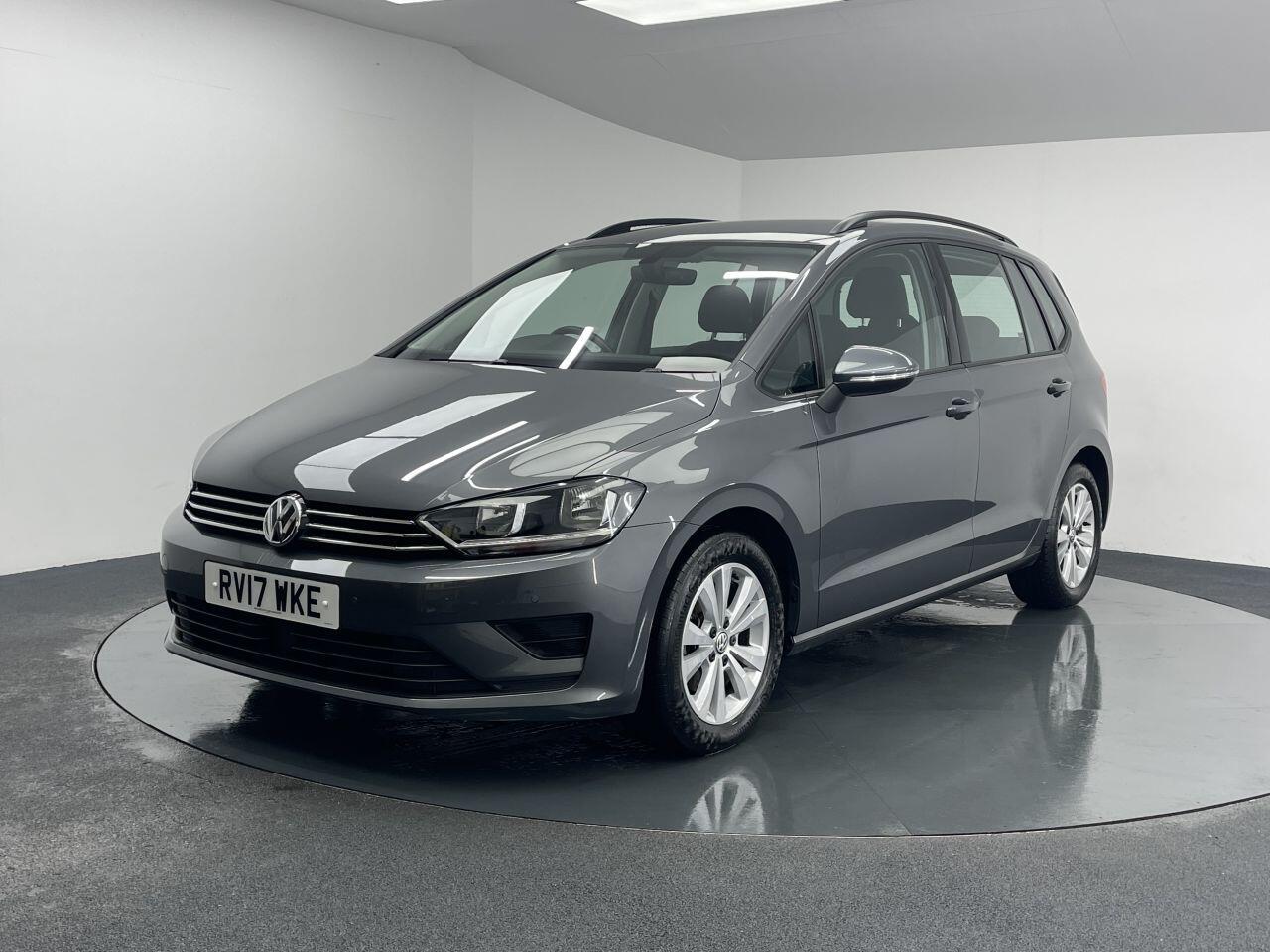 Volkswagen GOLF SV - Image 6