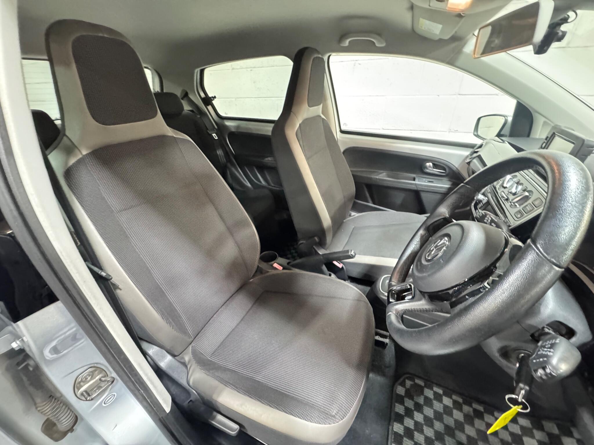 Volkswagen up! - Image 6