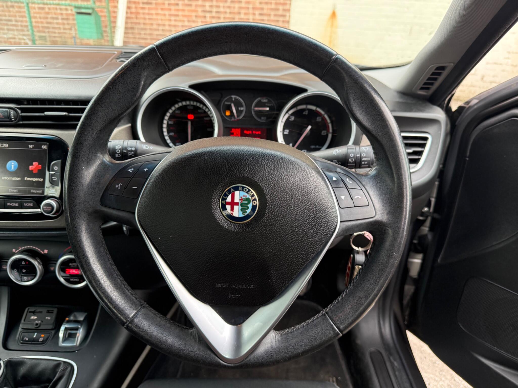 Alfa Romeo Giulietta - Image 19