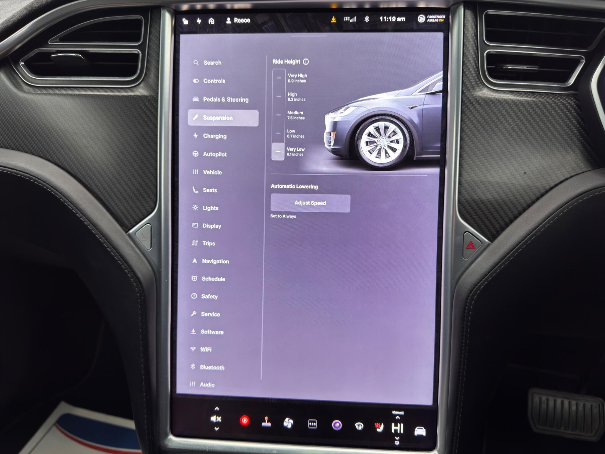Tesla Model X - Image 36