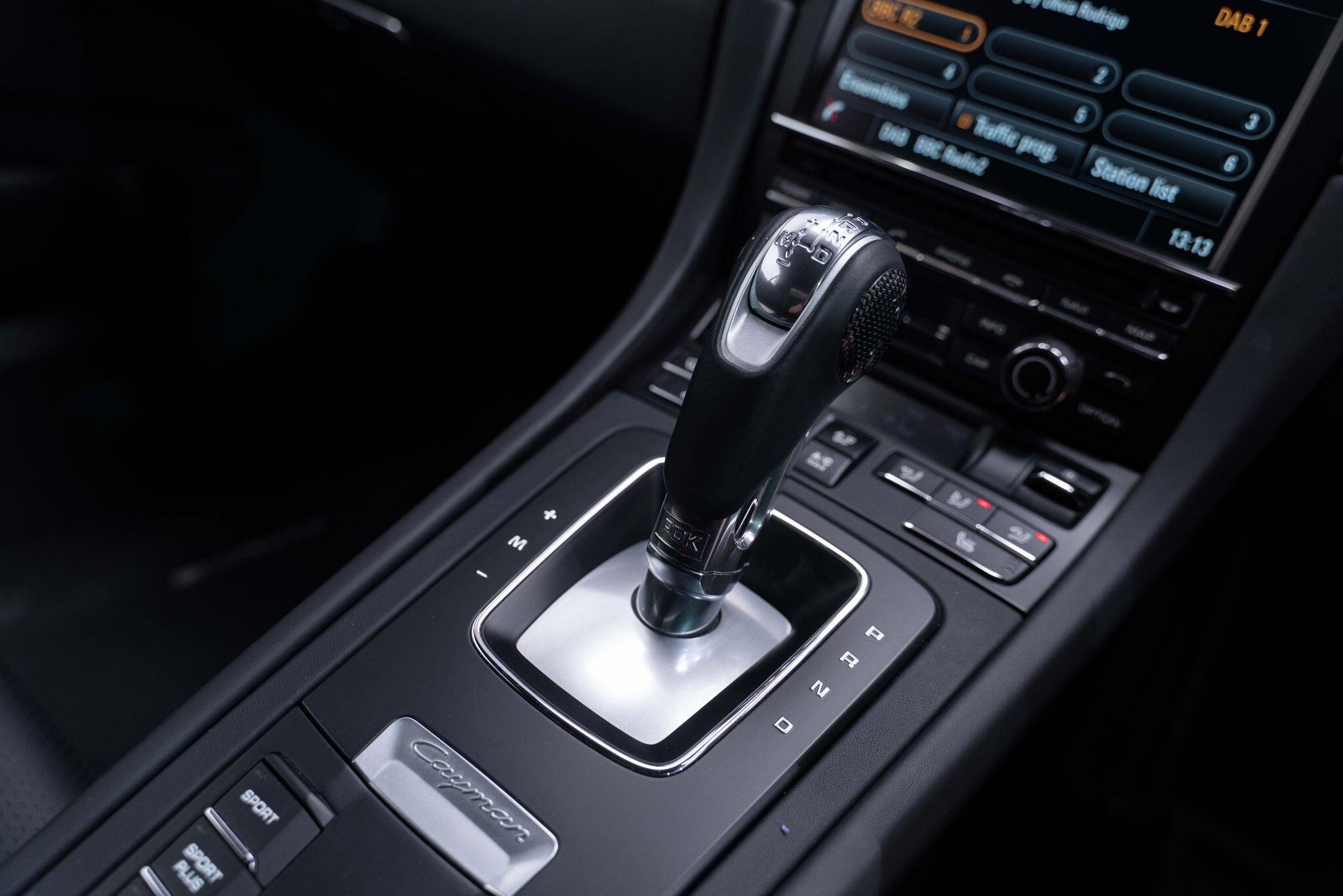 Porsche Cayman - Image 10