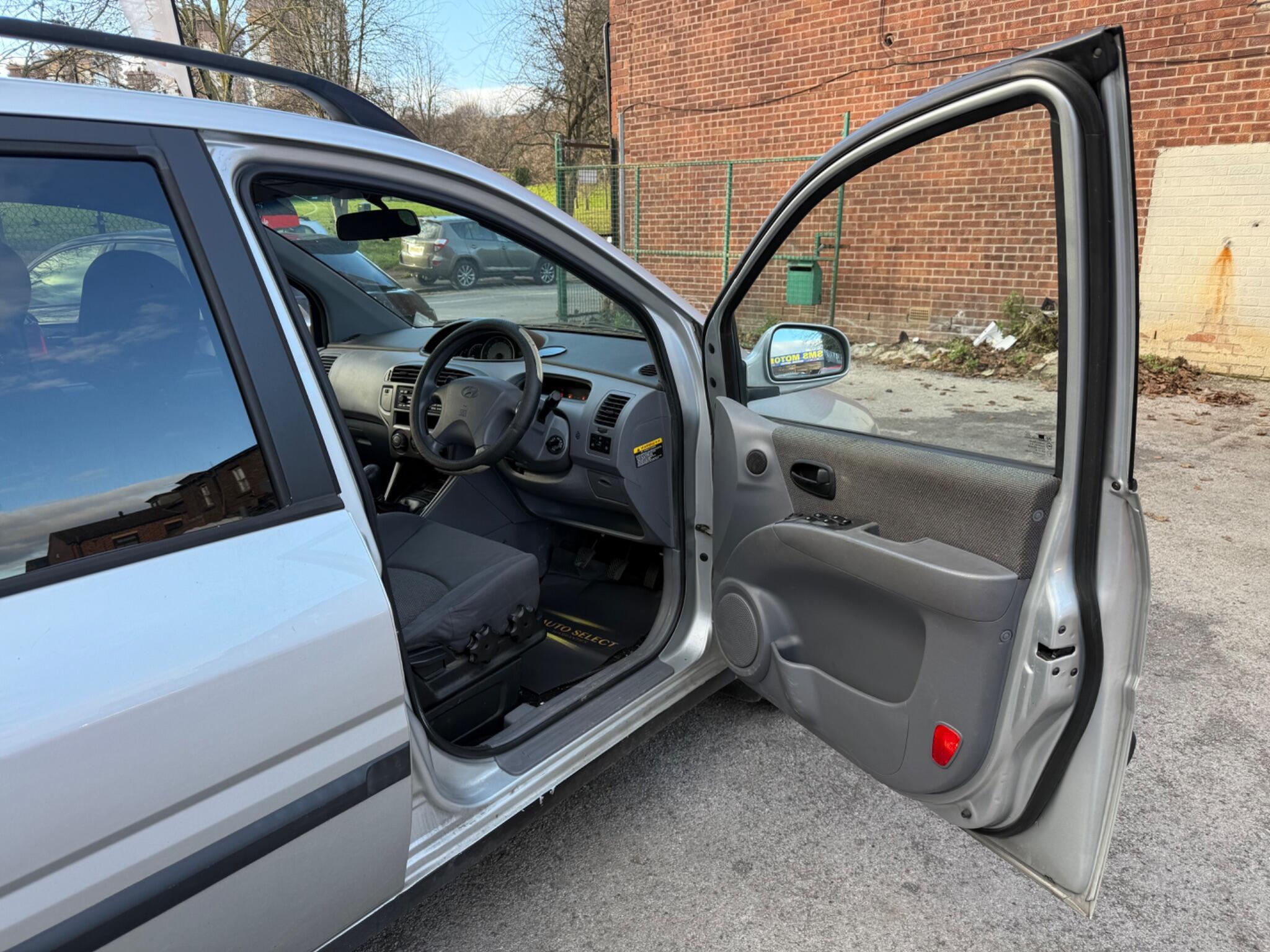 Hyundai Matrix - Image 14