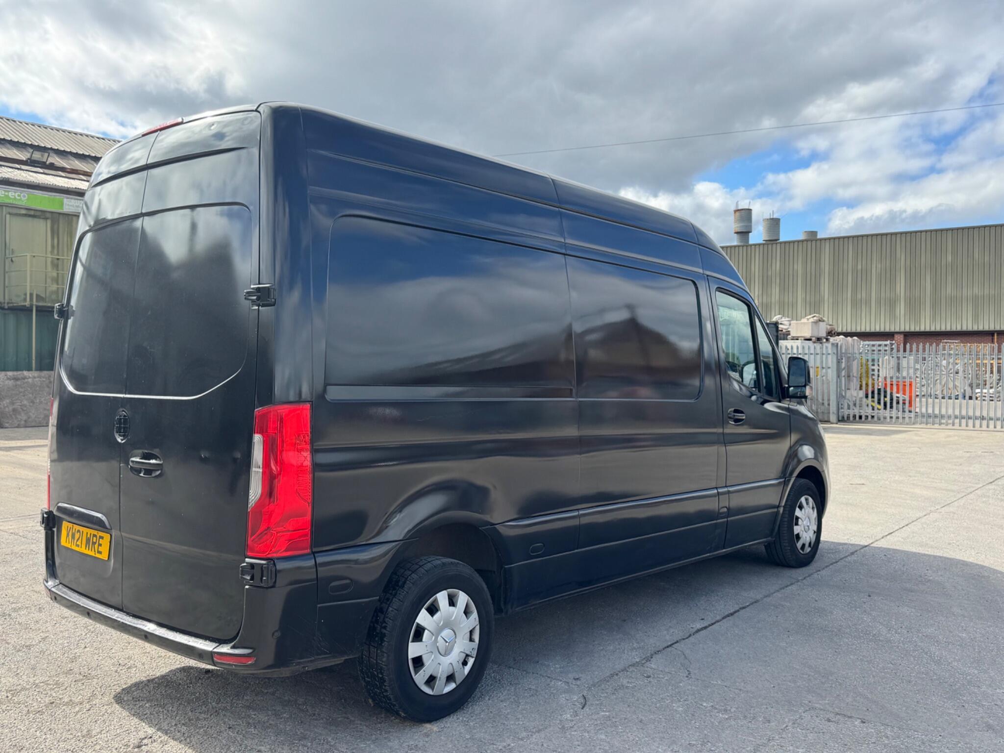 Mercedes Sprinter - Image 5