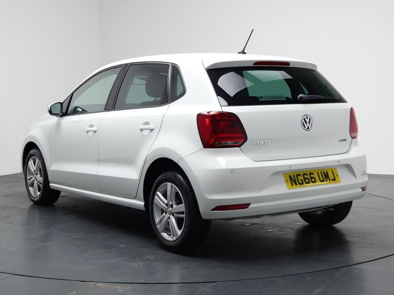 Volkswagen Polo - Image 9