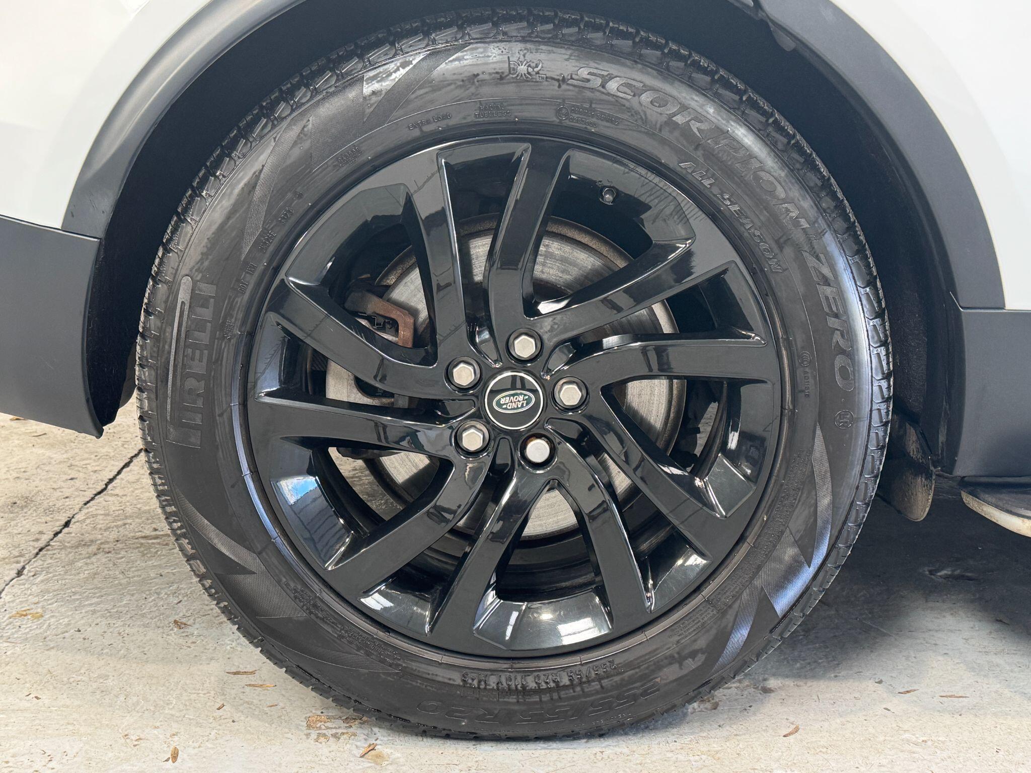 Land Rover Discovery - Image 28