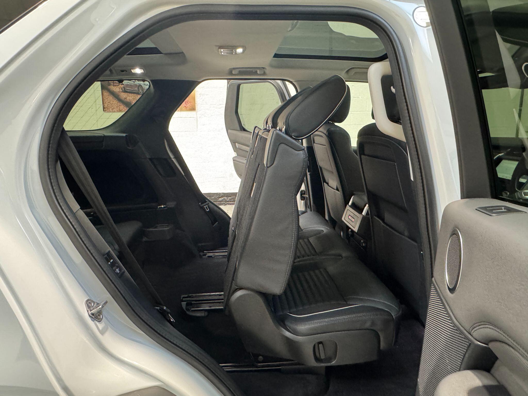 Land Rover Discovery - Image 24