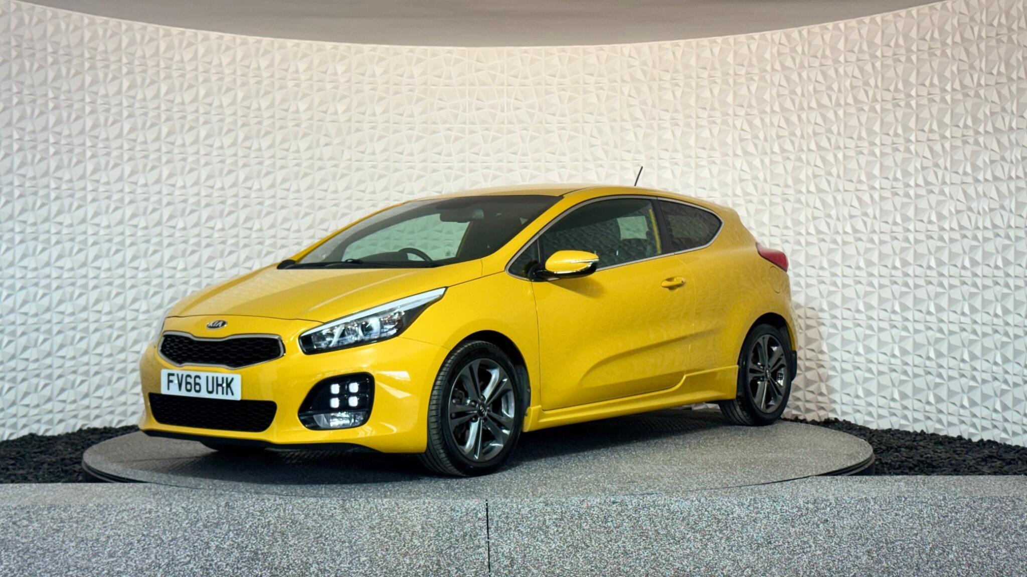 Kia ProCeed - Image 32