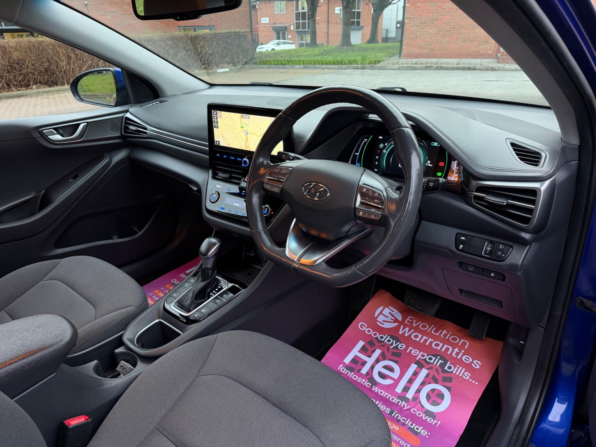 Hyundai Ioniq - Image 40