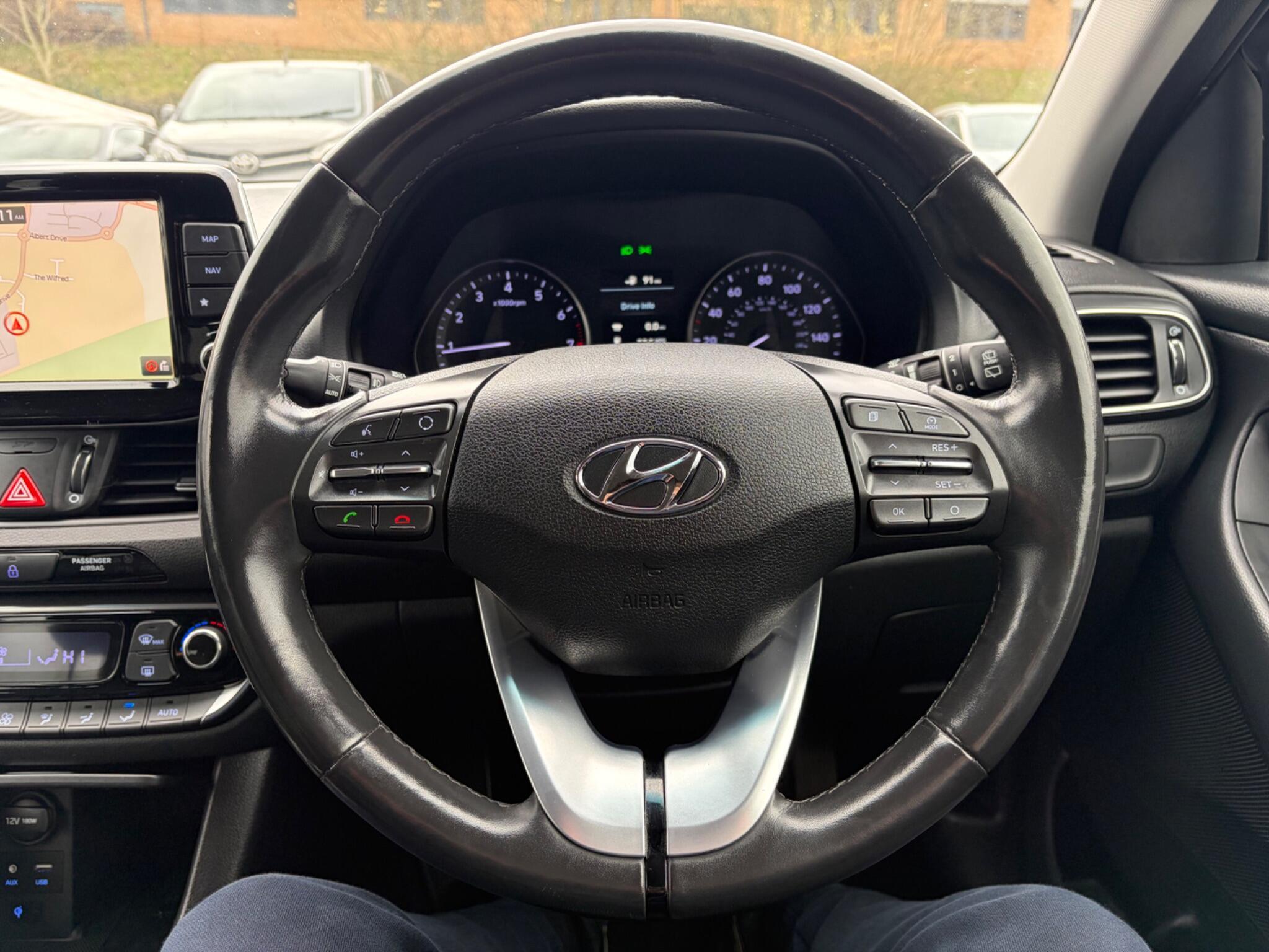 Hyundai i30 - Image 35