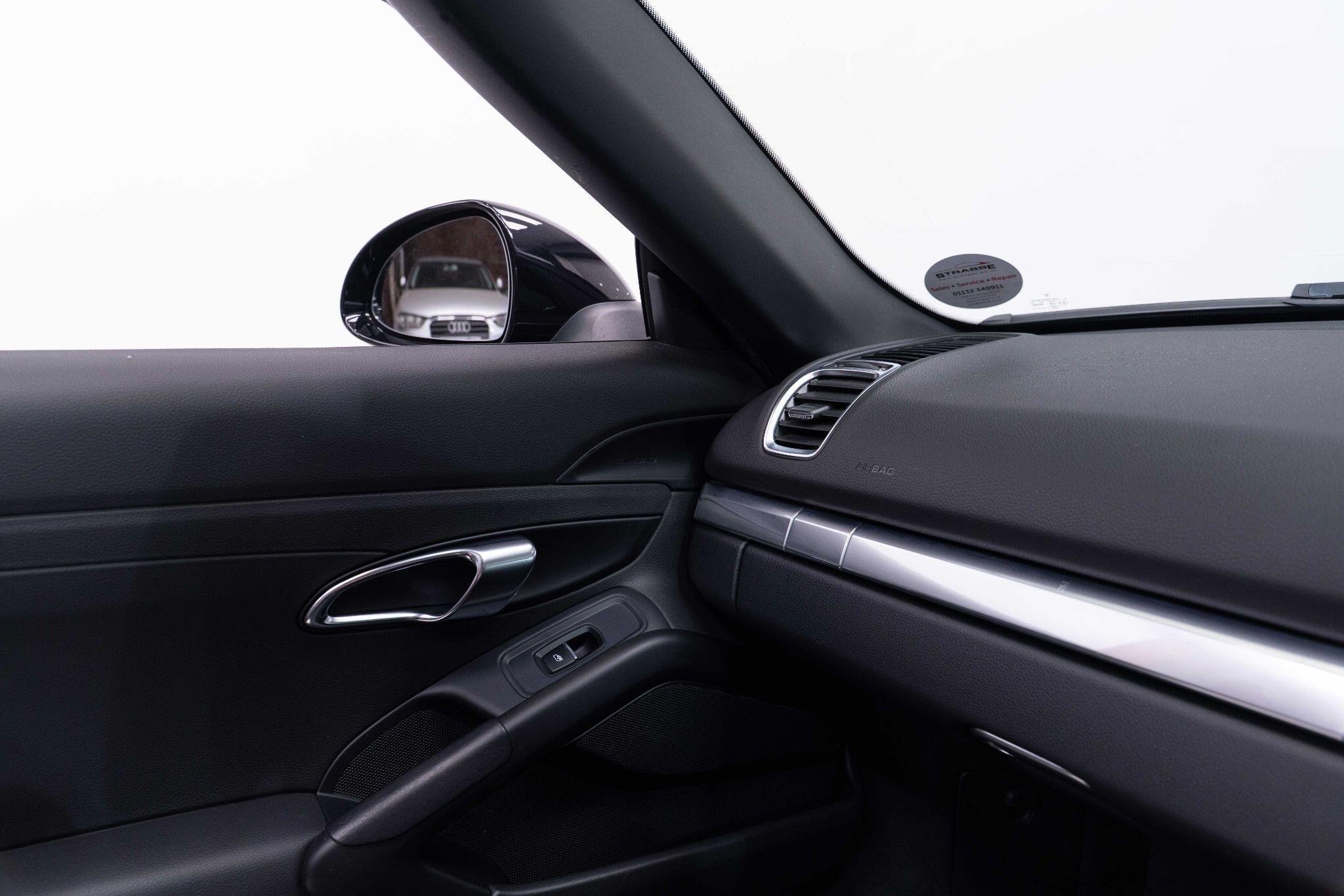 Porsche Boxster - Image 7