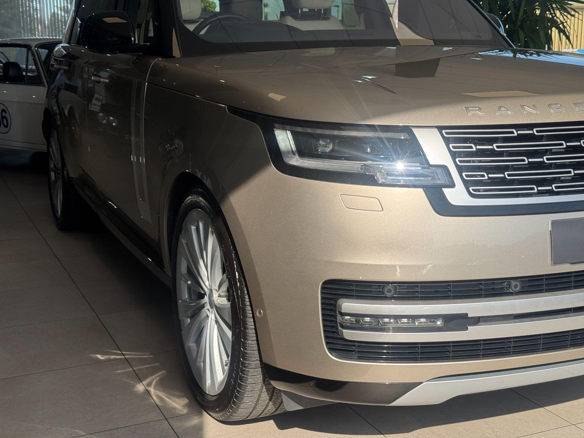 Land Rover Range Rover - Image 6
