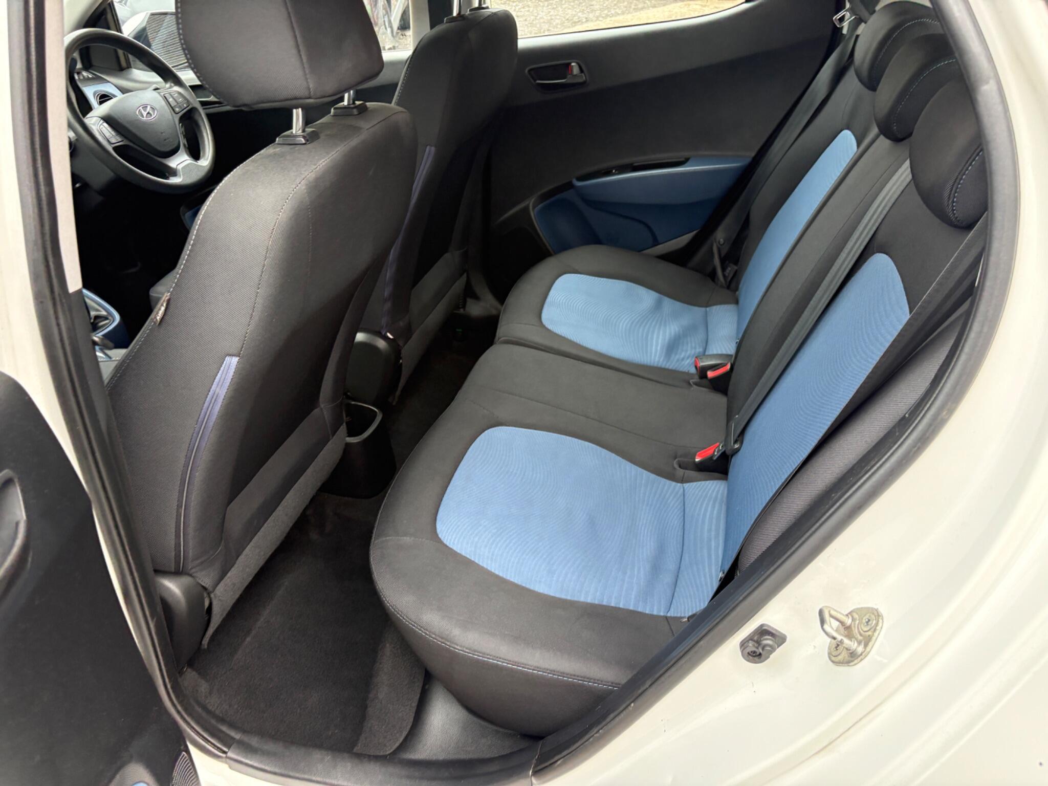Hyundai i10 - Image 13