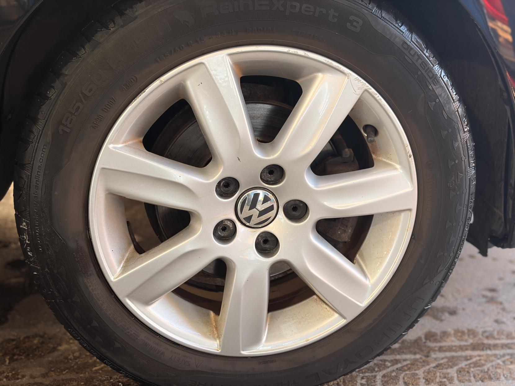 Volkswagen Polo - Image 13