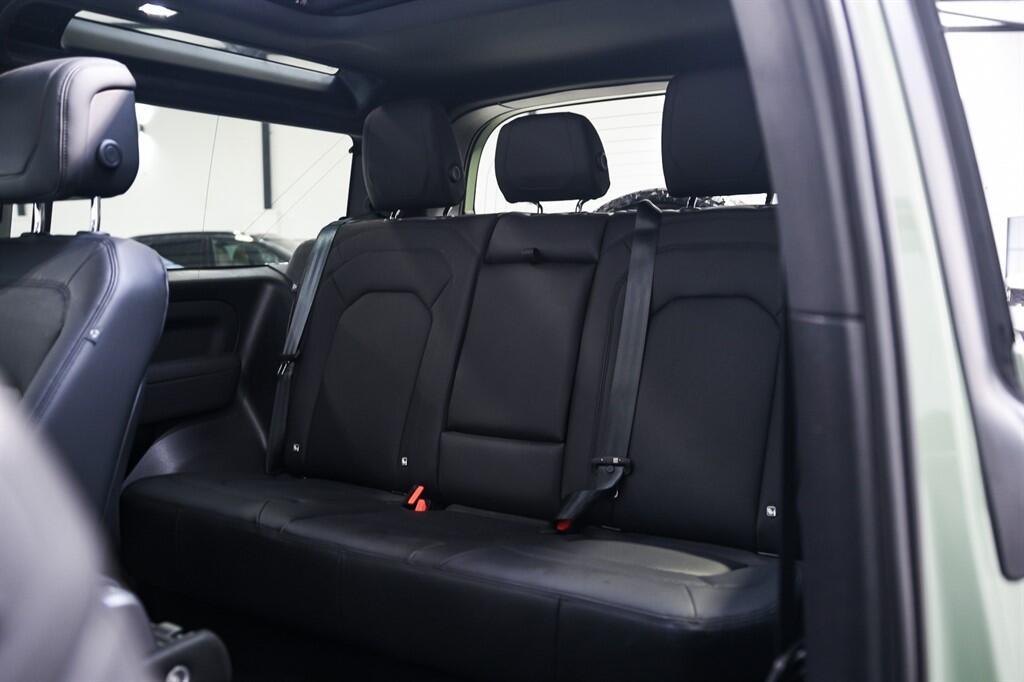 Land Rover Defender 90 - Image 18