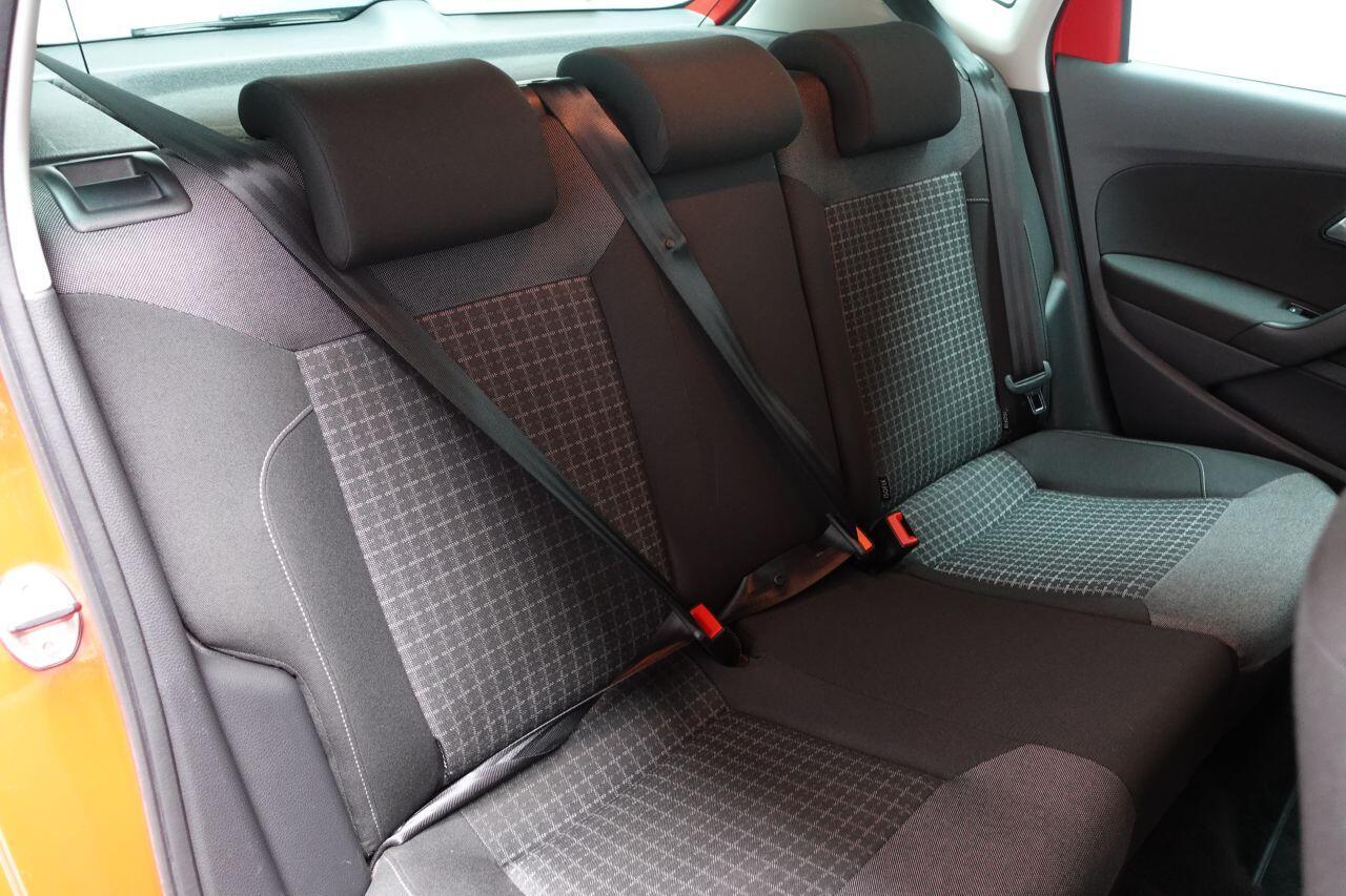 Volkswagen Polo - Image 18