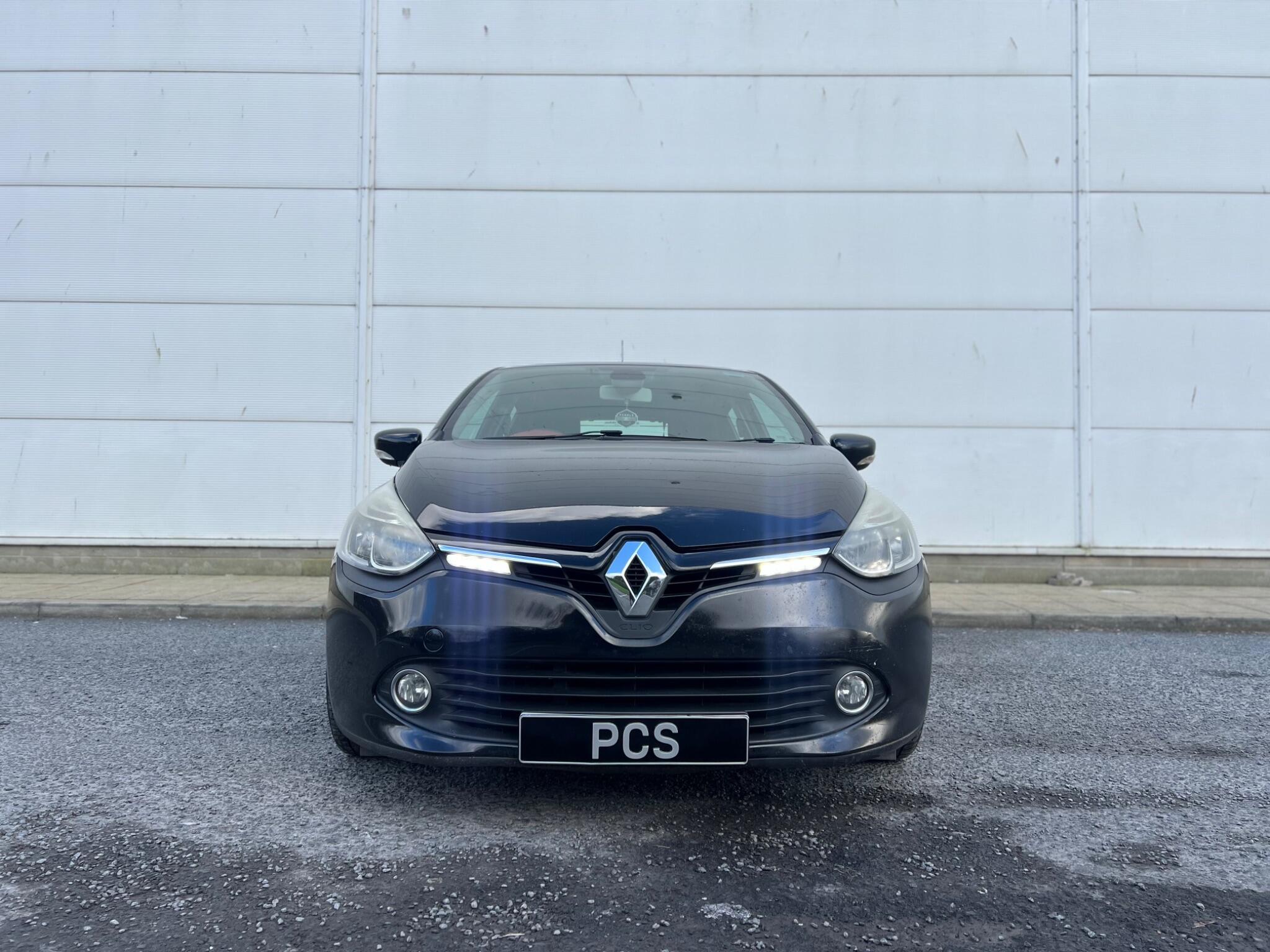 Renault Clio - Image 2