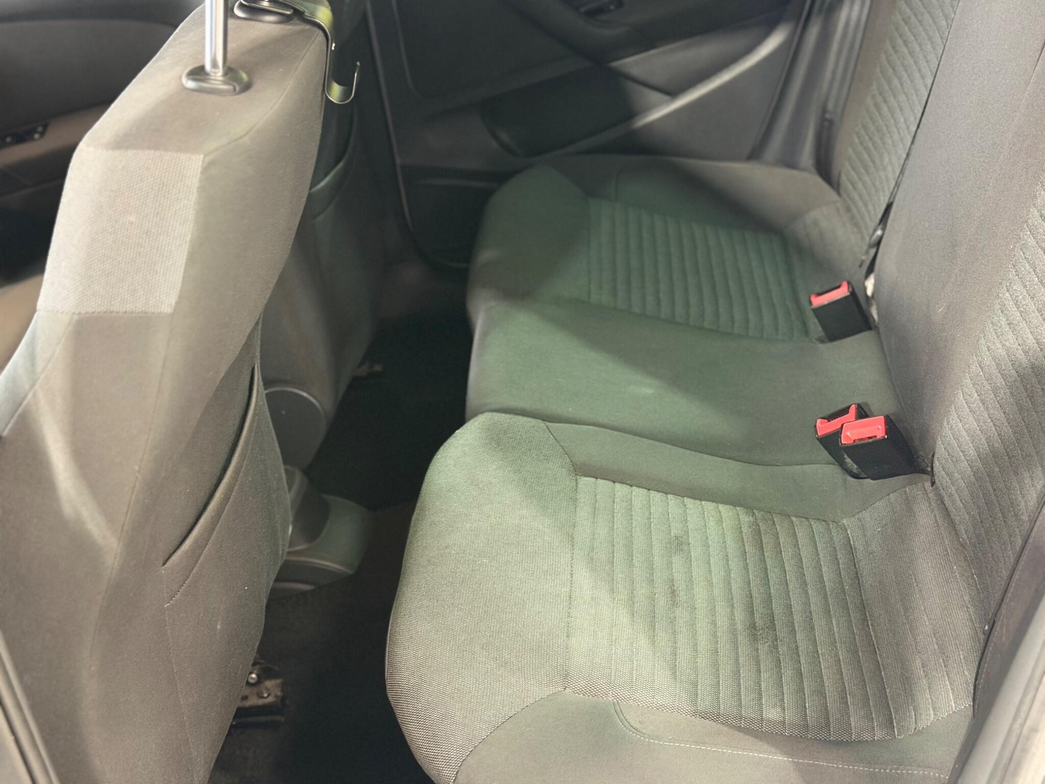 Volkswagen Polo - Image 36