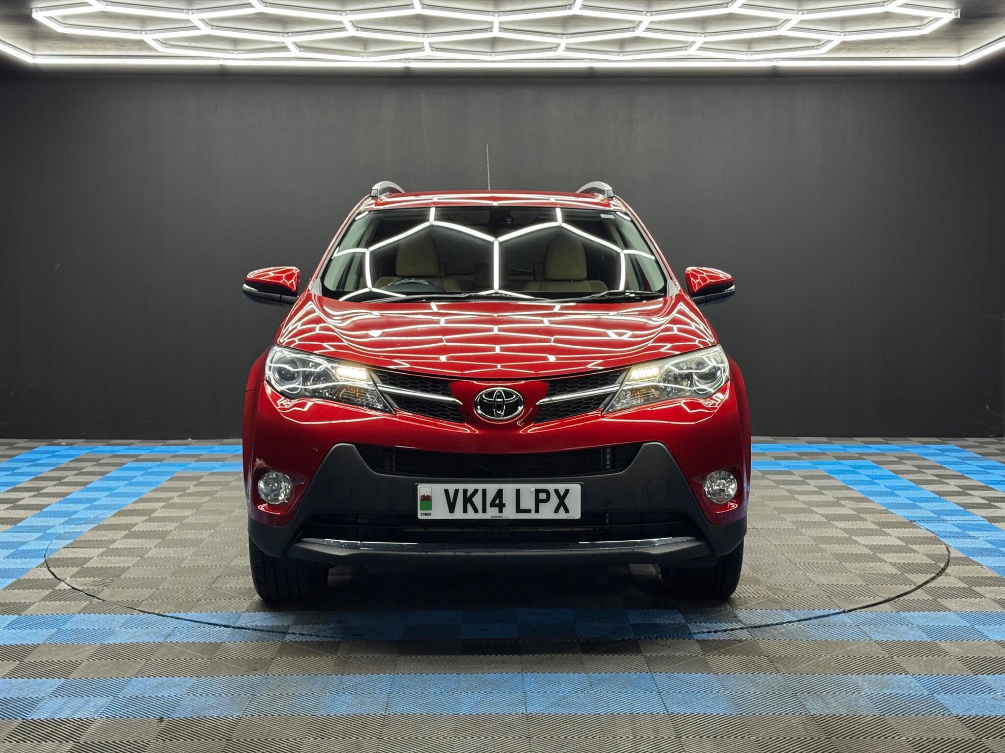 Toyota RAV4 - Image 2