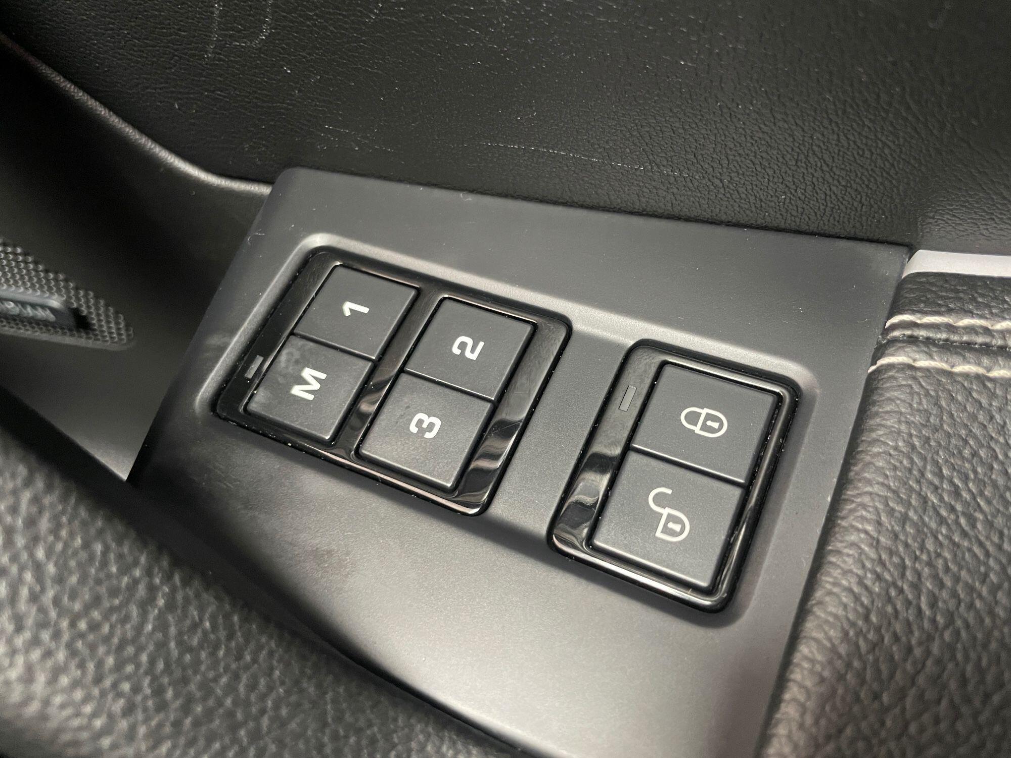 Jaguar F-Pace - Image 48