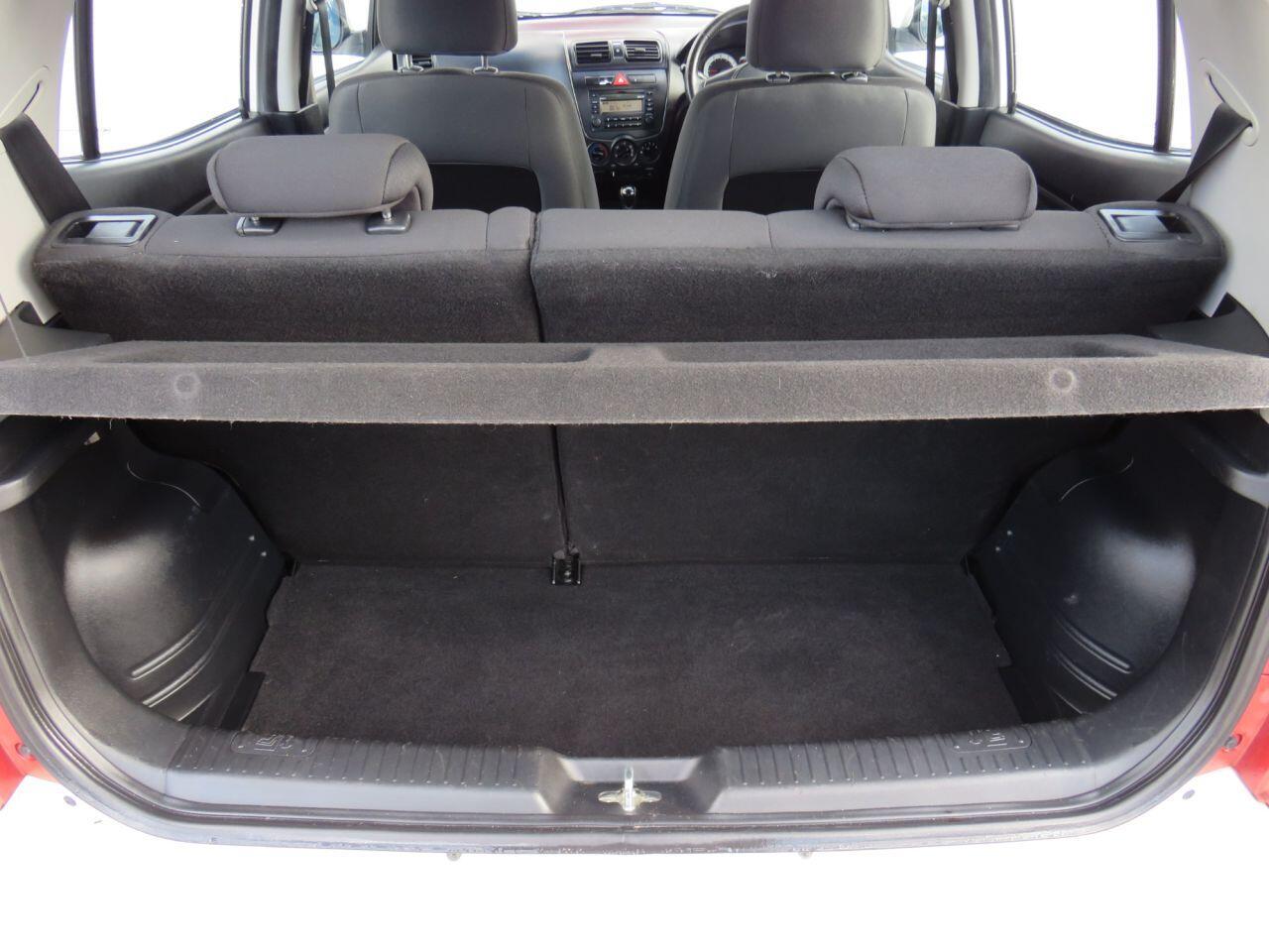 Kia Picanto - Image 11