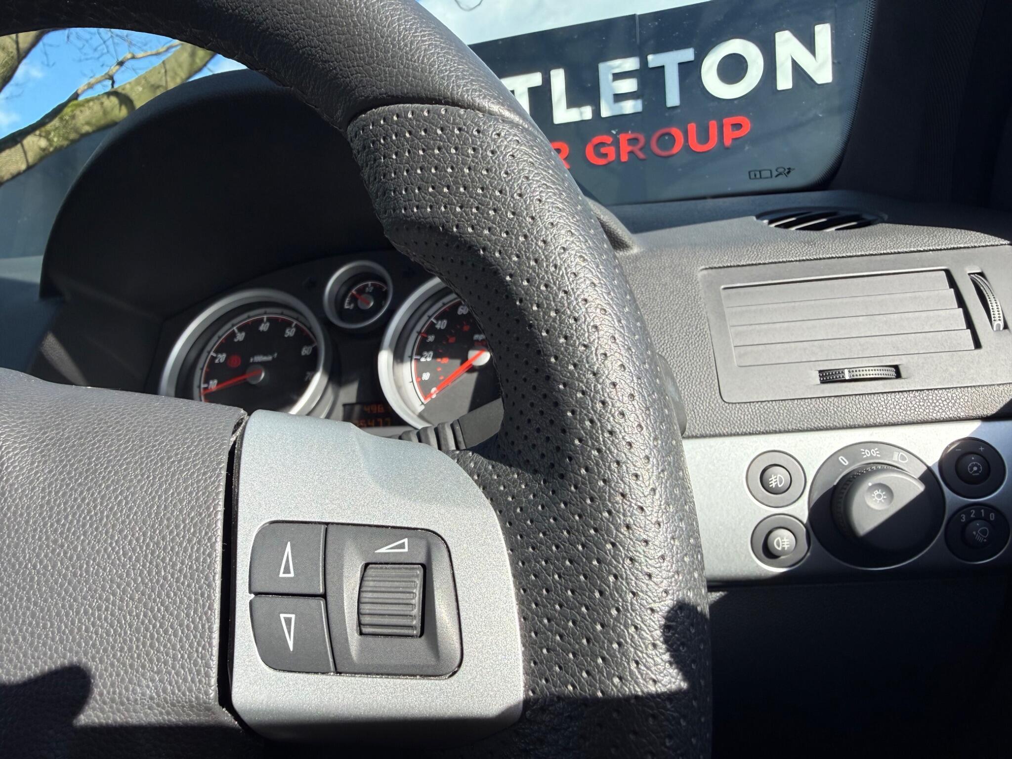 Vauxhall Astra - Image 30