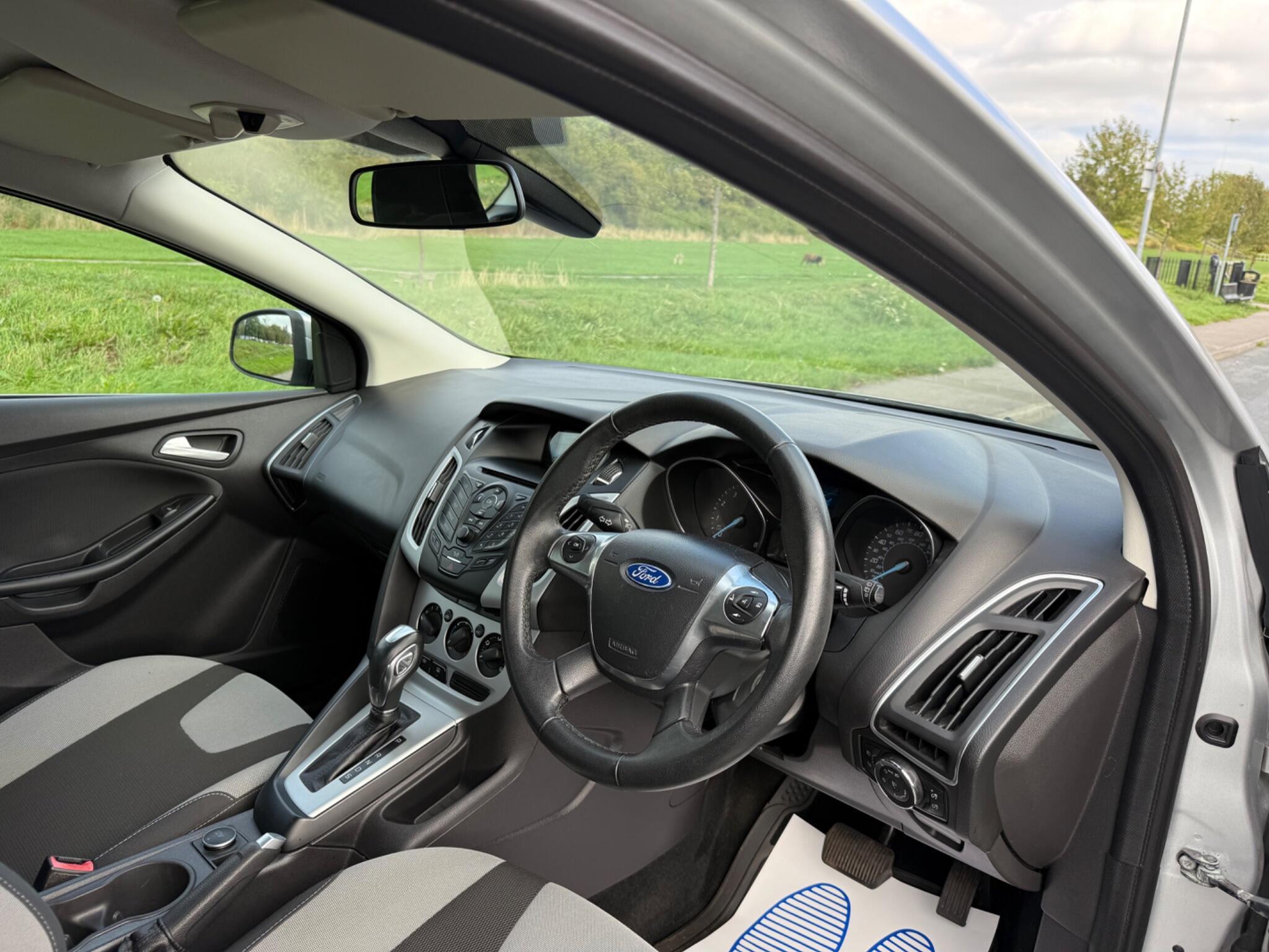 Ford Focus - Image 20