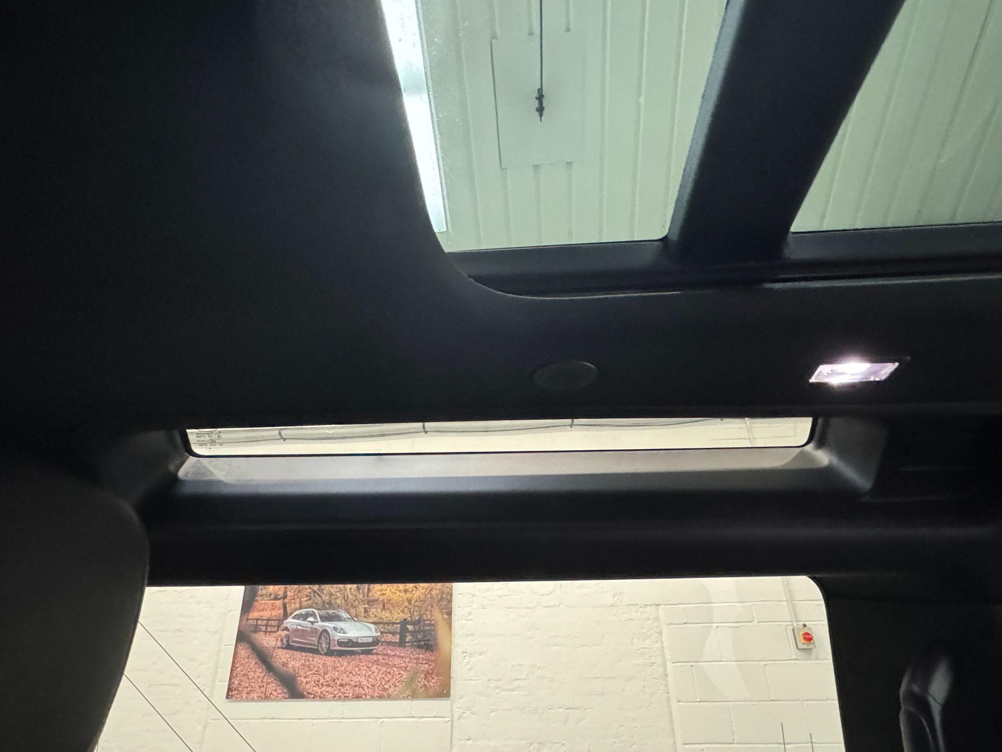 Land Rover Defender 90 - Image 86