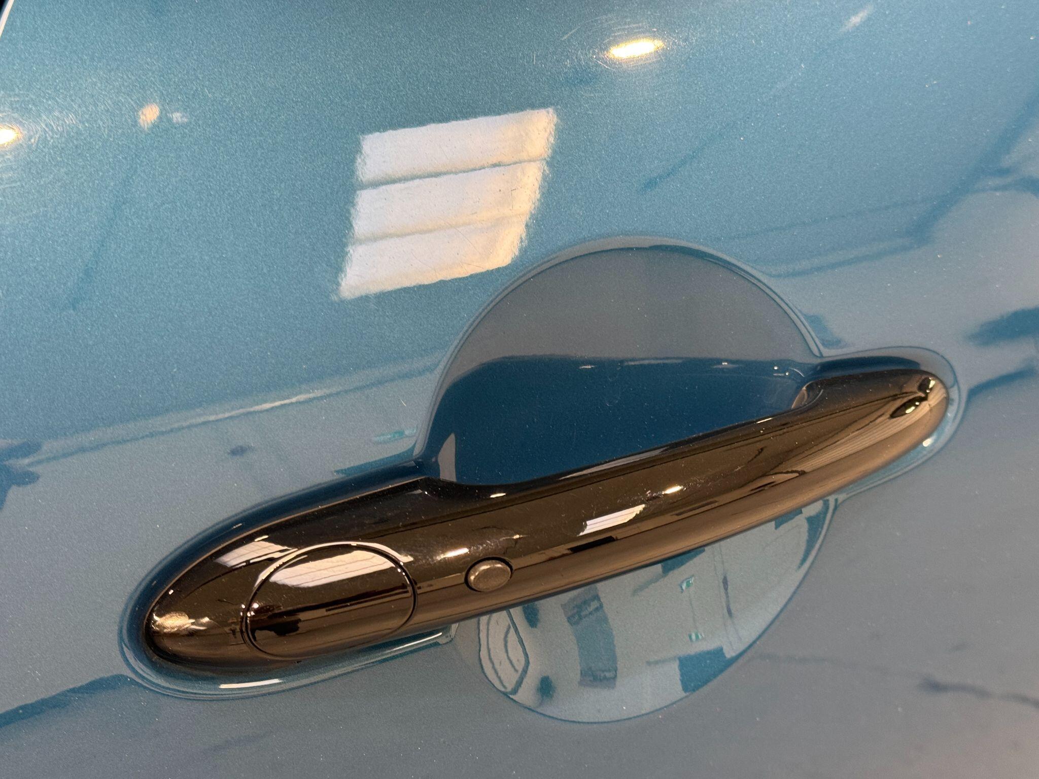 MINI Hatch - Image 50