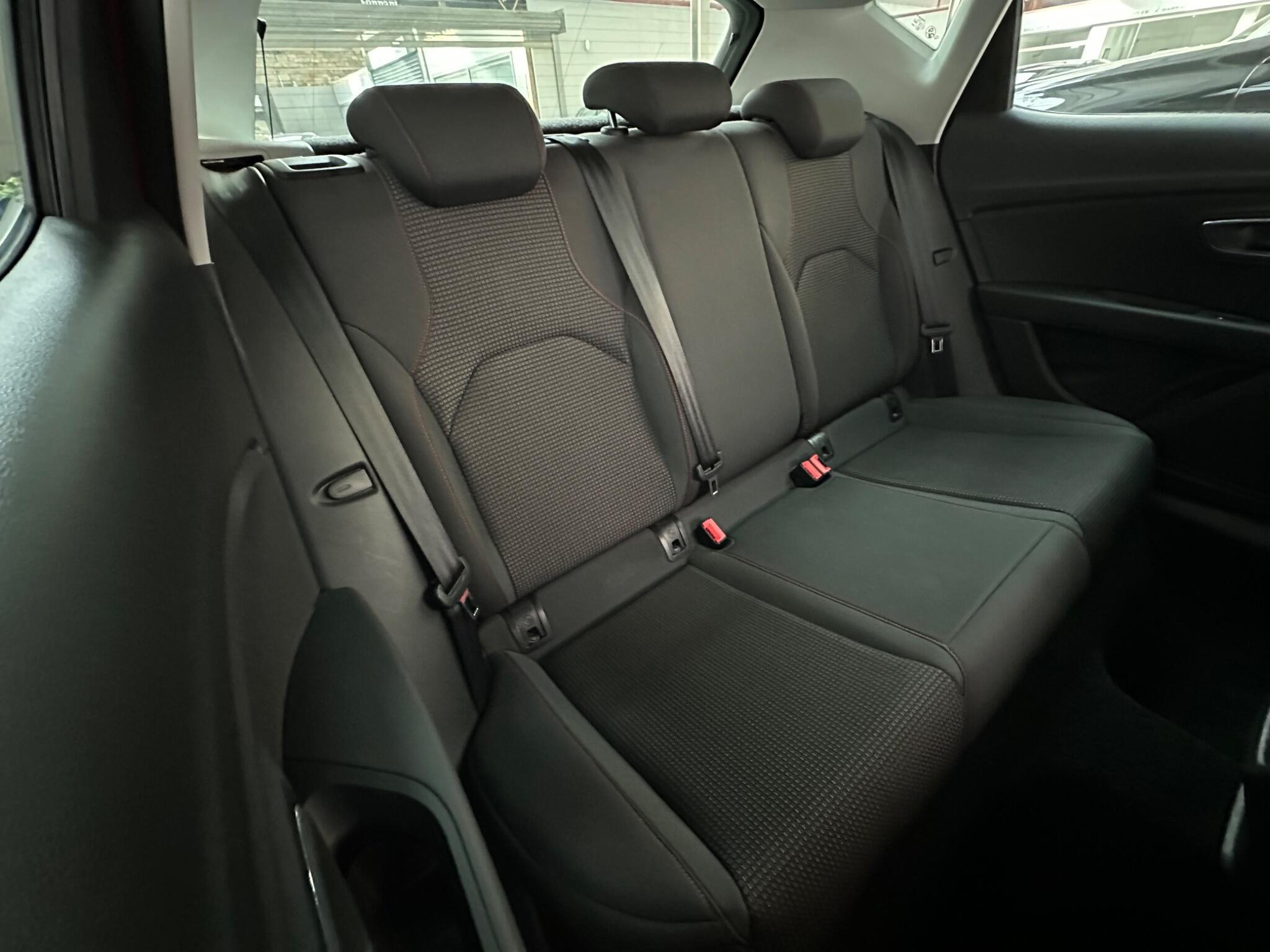 SEAT Leon - Image 10