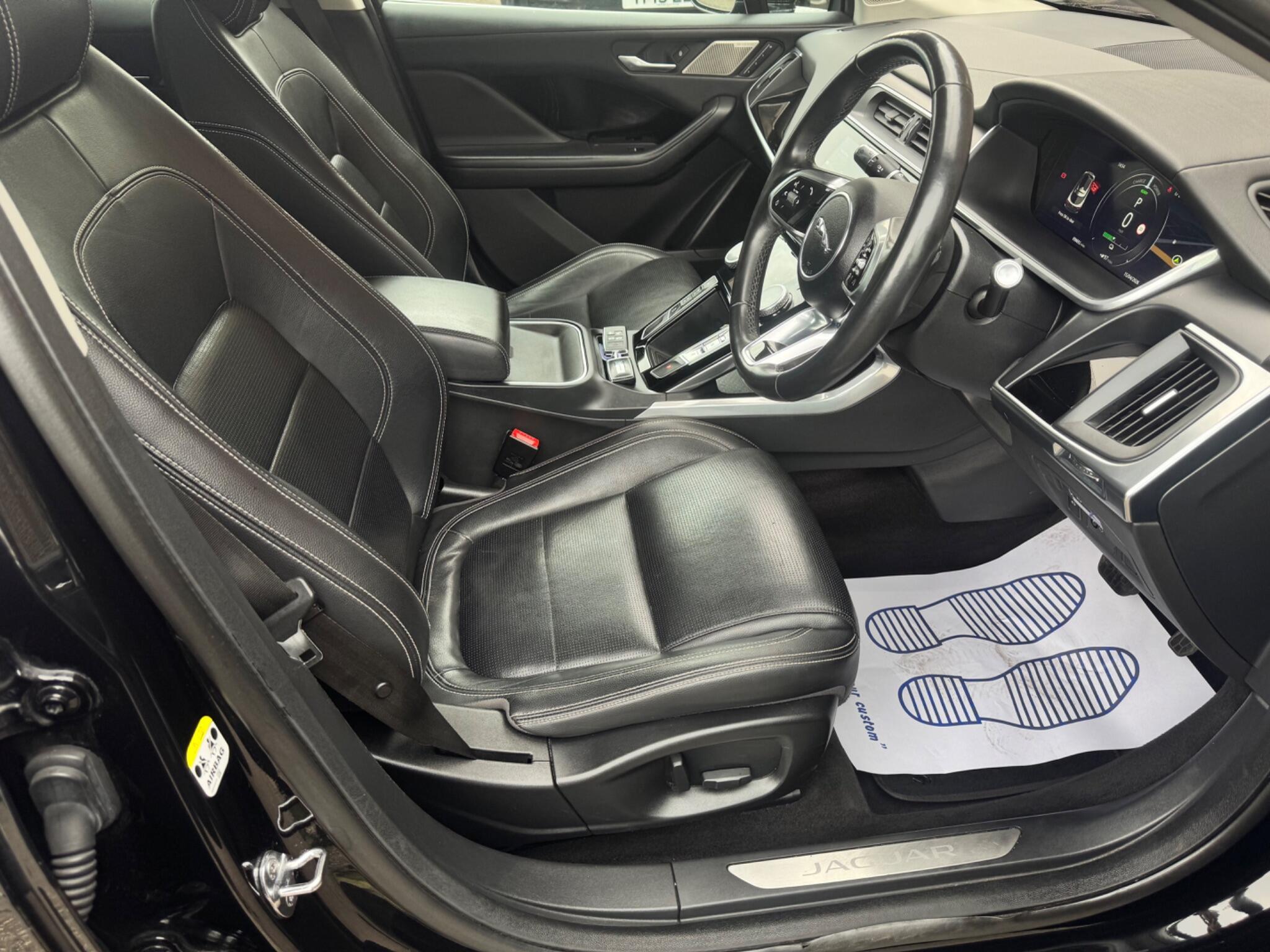 Jaguar I-Pace - Image 27