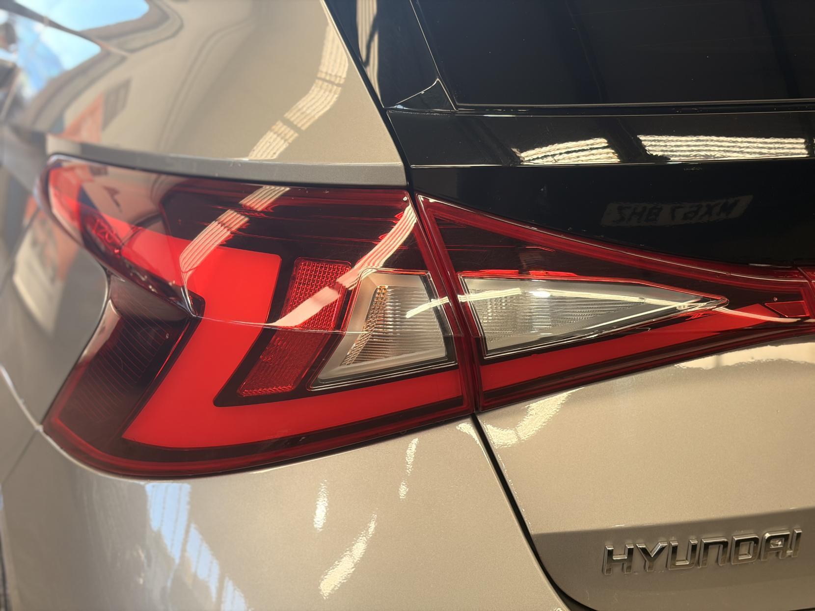 Hyundai i20 - Image 16