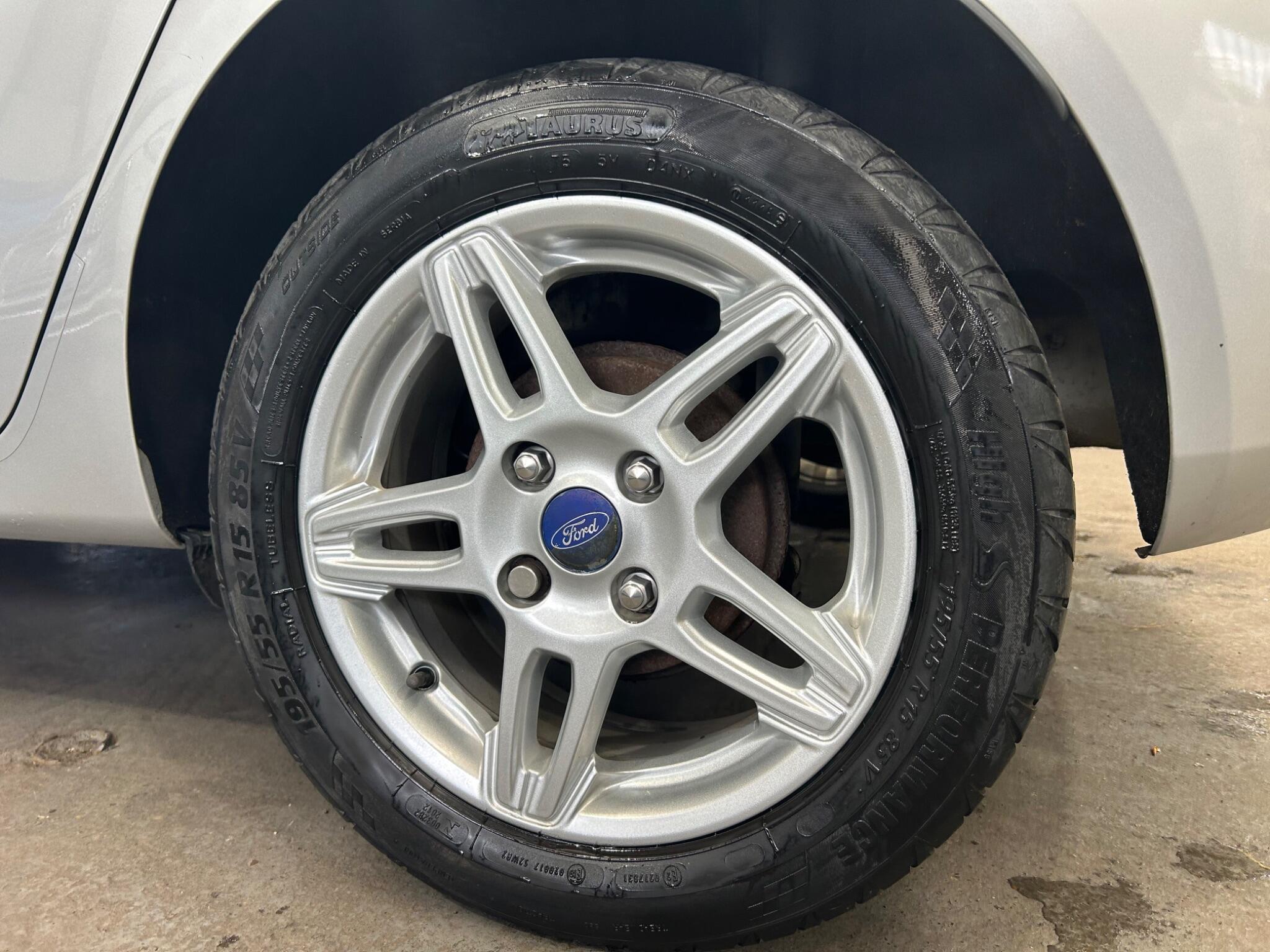 Ford Fiesta - Image 29