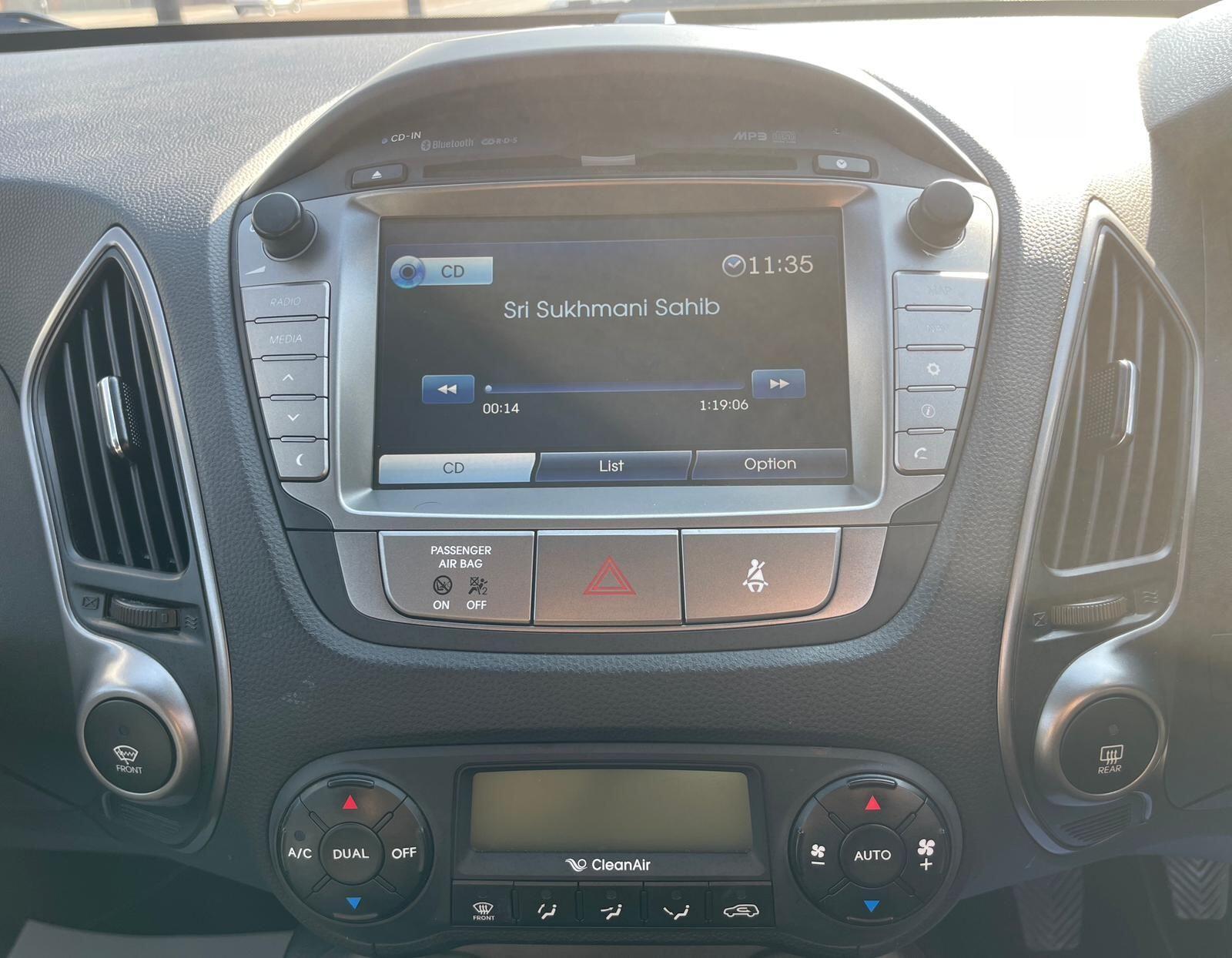 Hyundai ix35 - Image 41