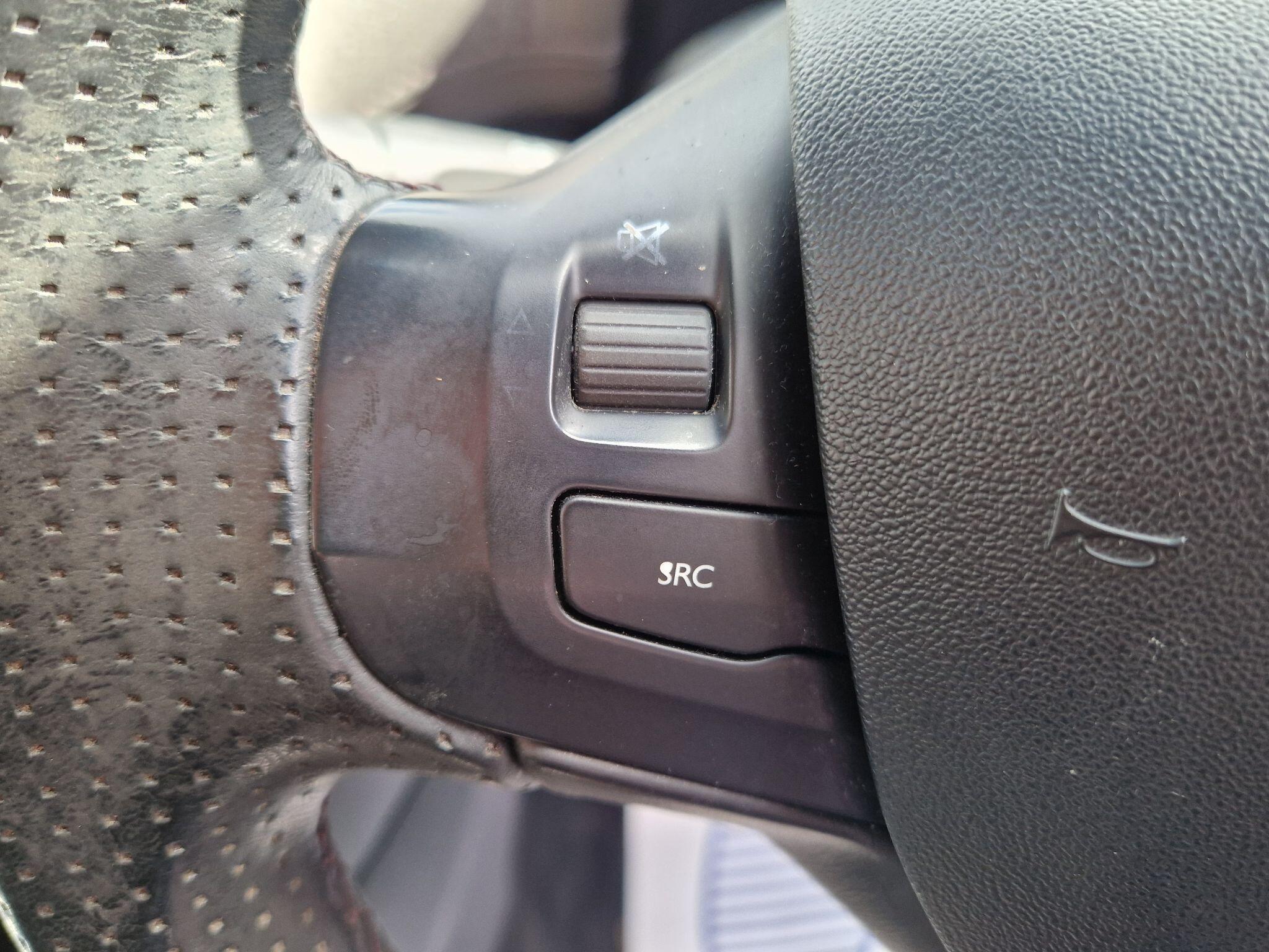 Peugeot 208 - Image 43