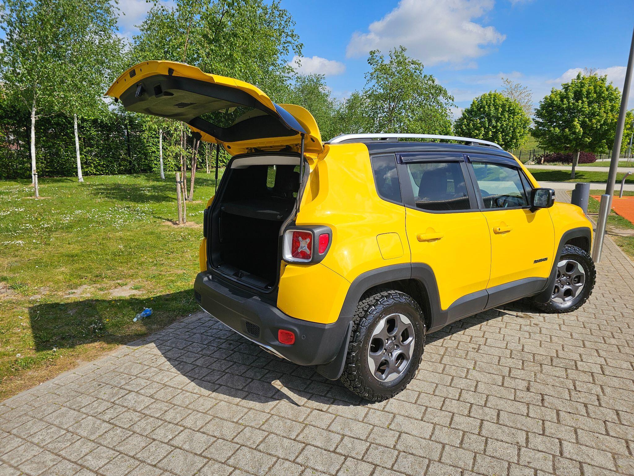 Jeep Renegade - Image 11