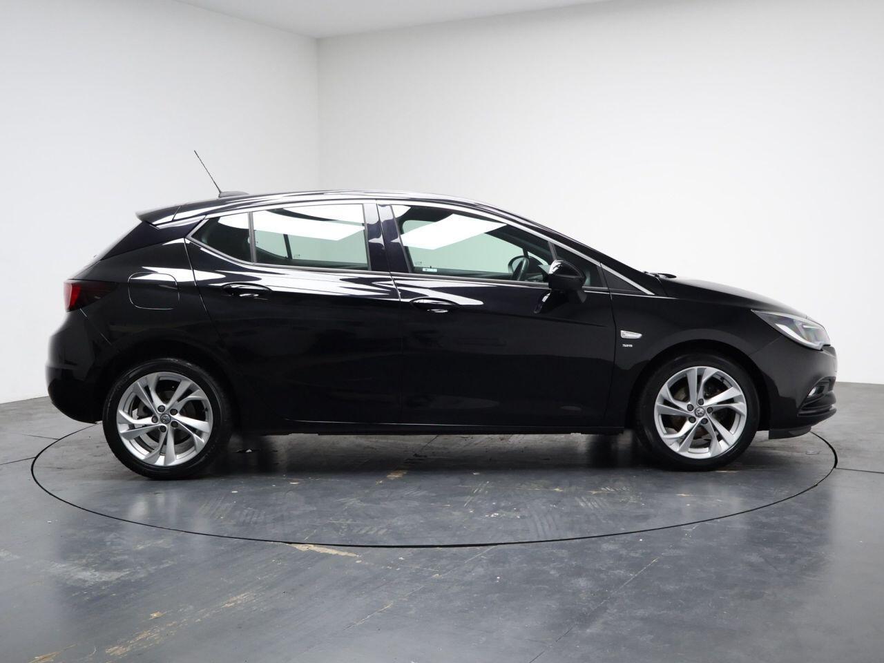 Vauxhall Astra - Image 14