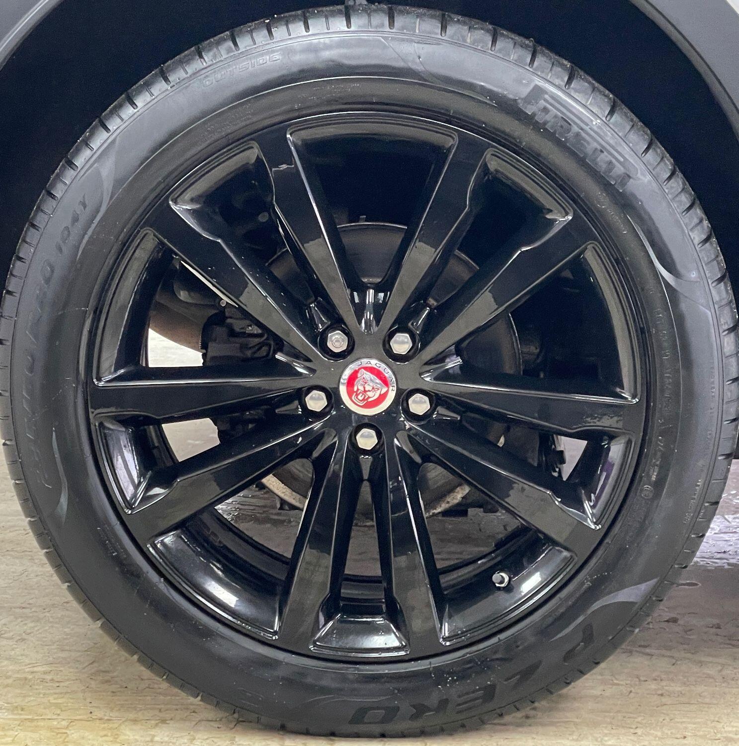 Jaguar E-Pace - Image 15