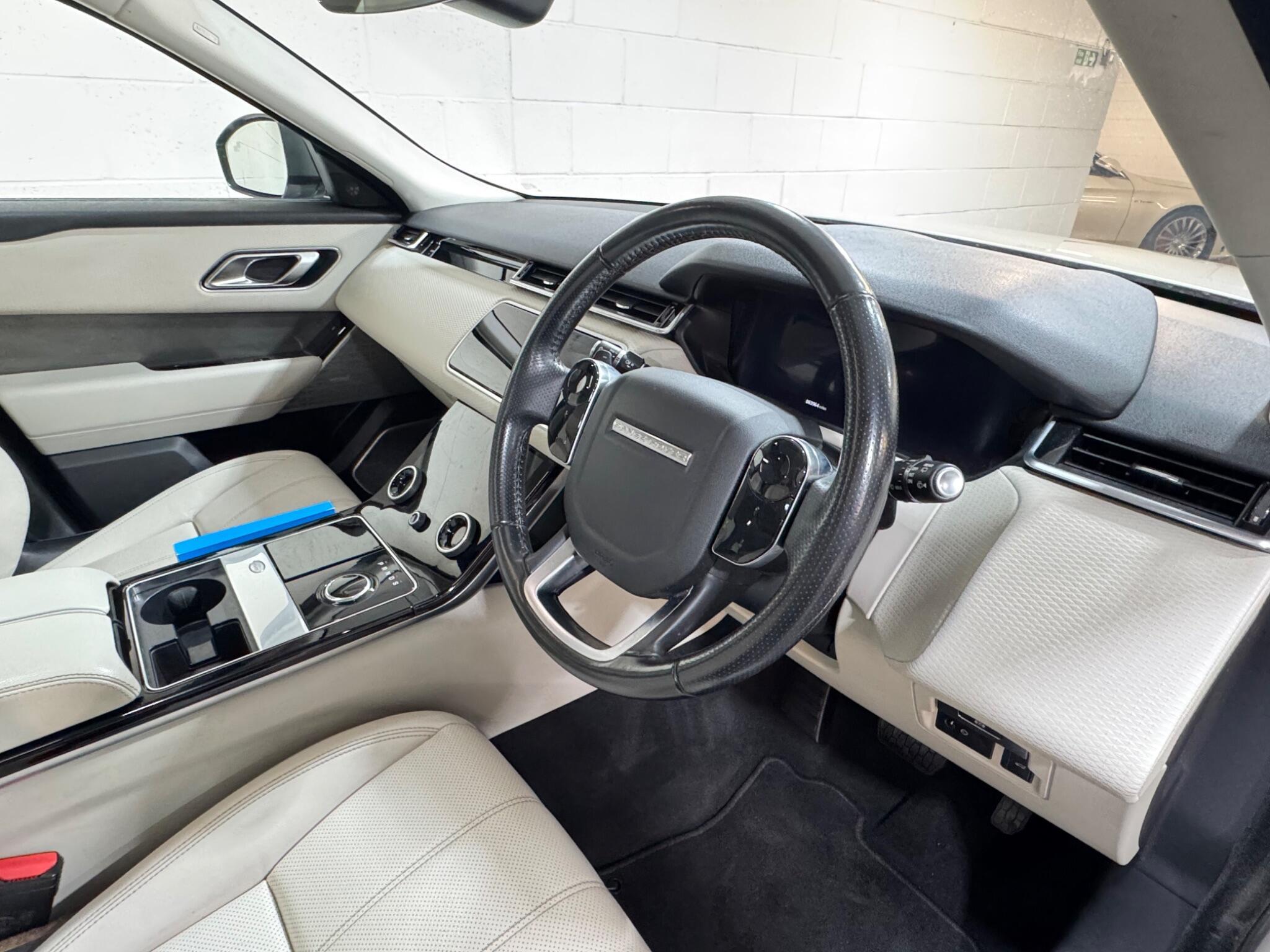 Land Rover Range Rover Velar - Image 8